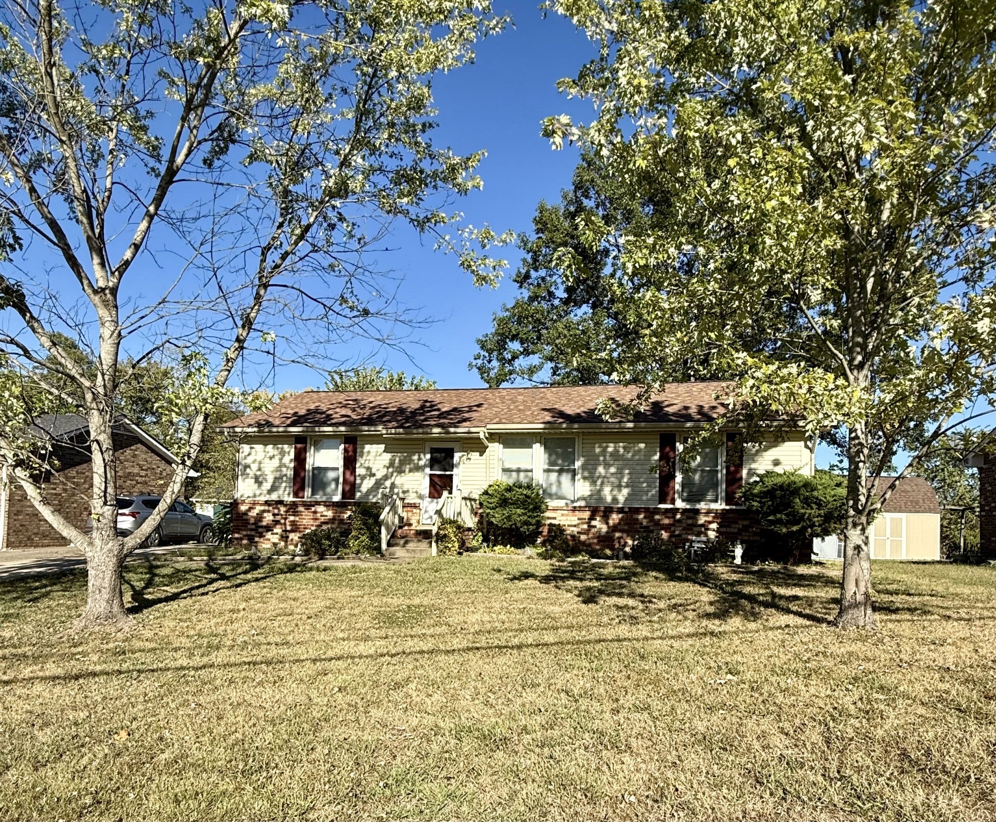 237 Evergreen Cir