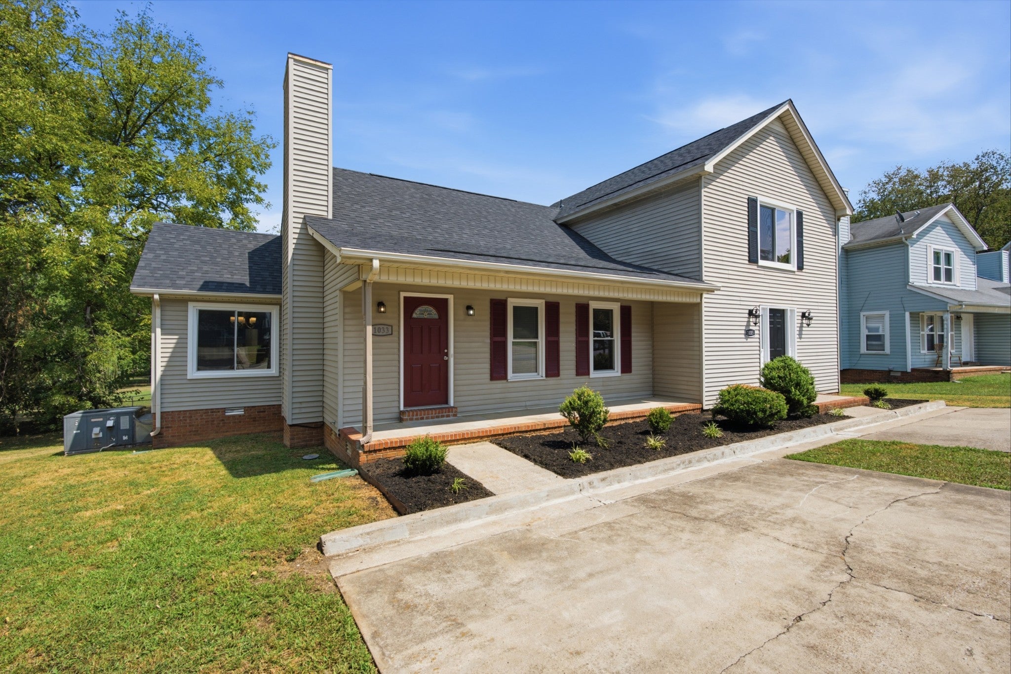 1033 Silver Point Dr