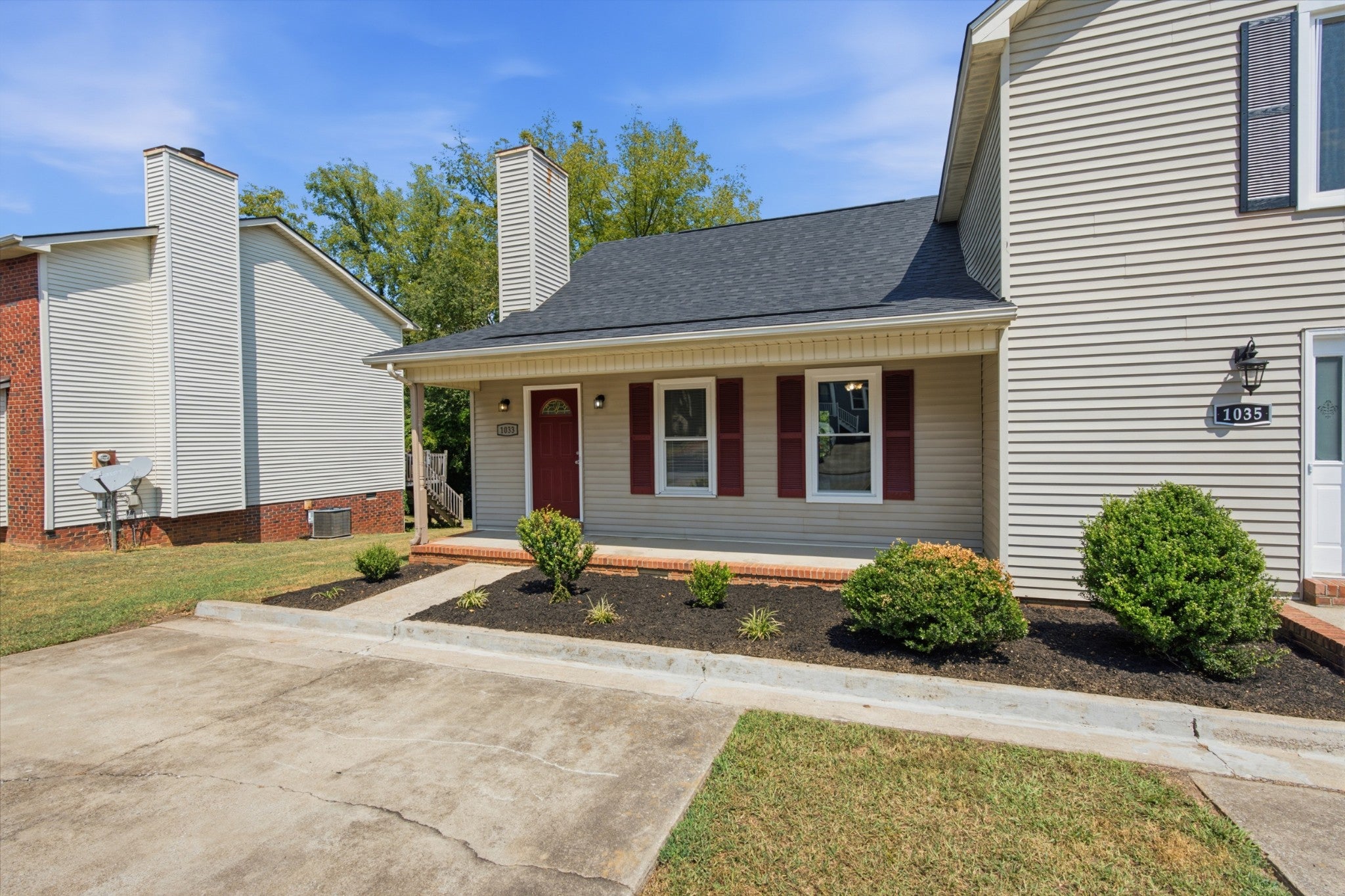 1033 Silver Point Dr
