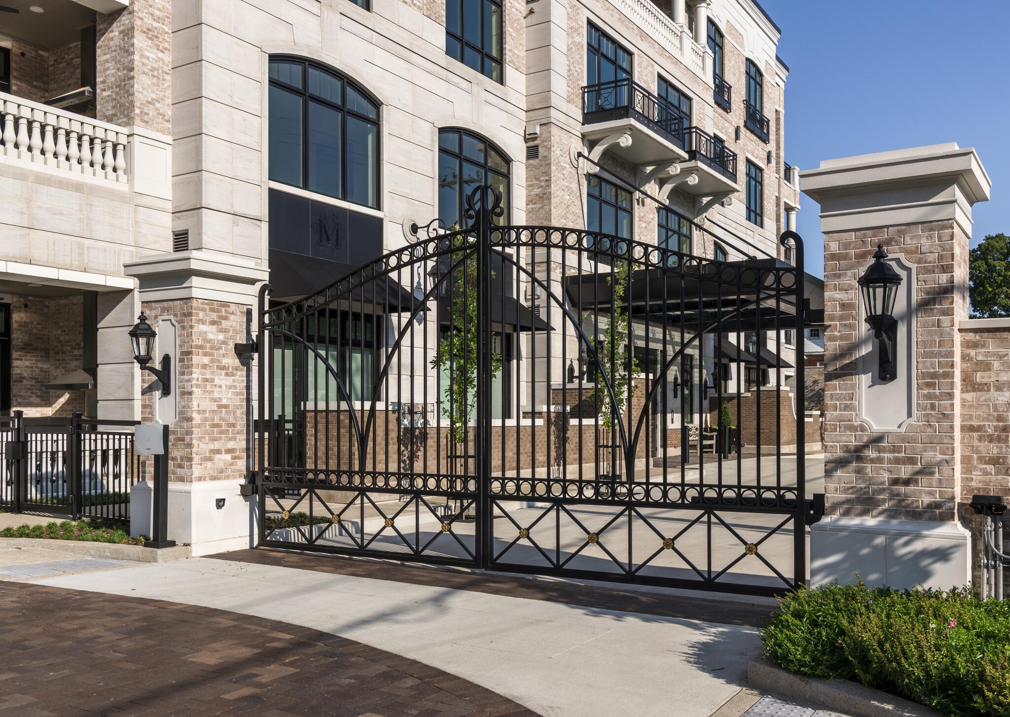 110 Woodmont Blvd N202