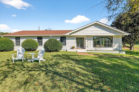 5488 Lickton Pike Goodlettsville TN 37072