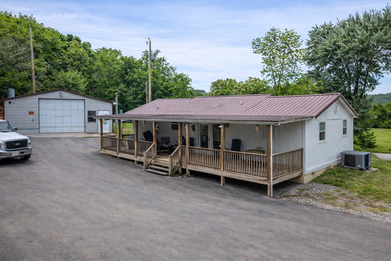 182 Rogers Ln