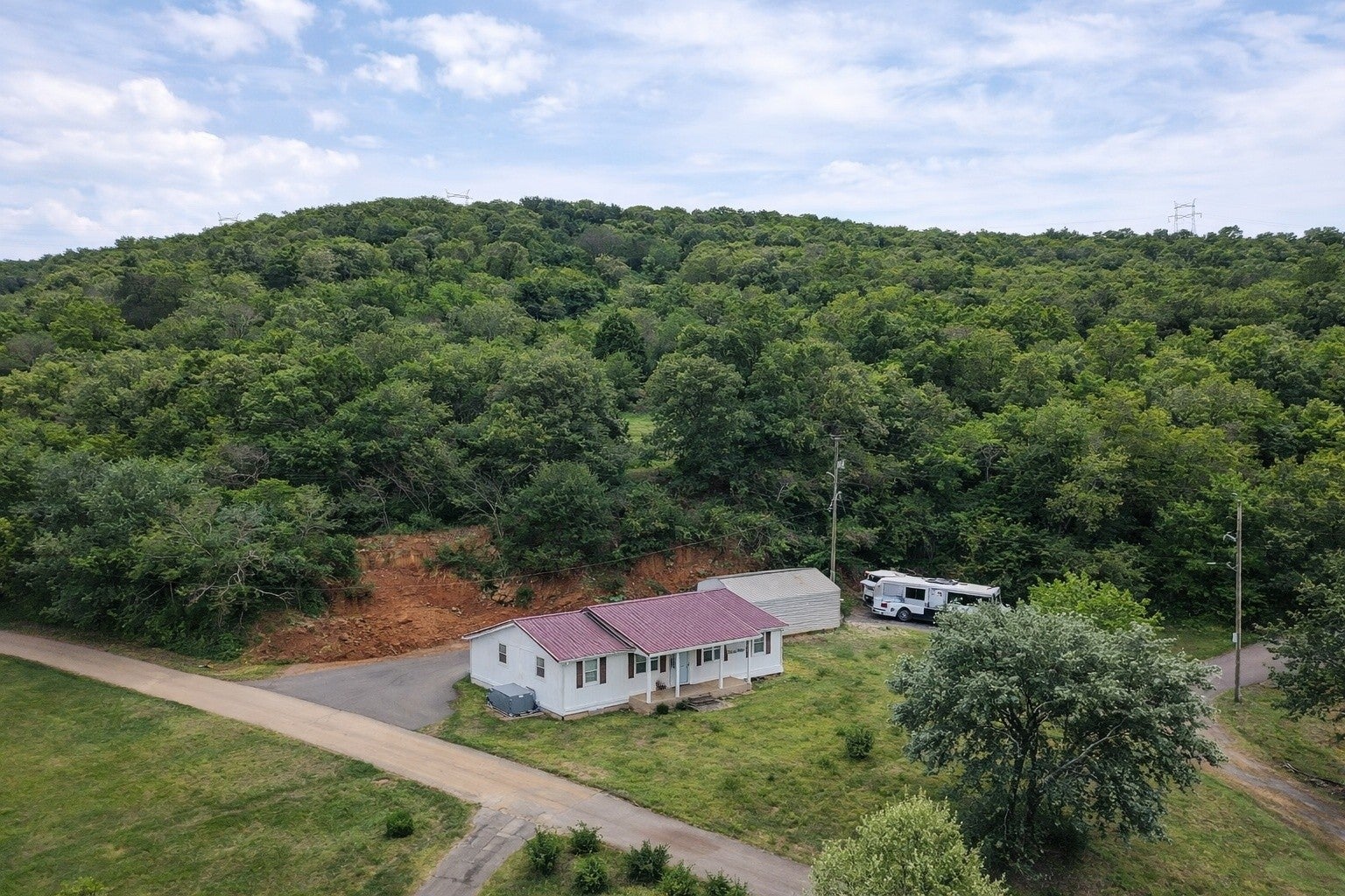 182 Rogers Ln