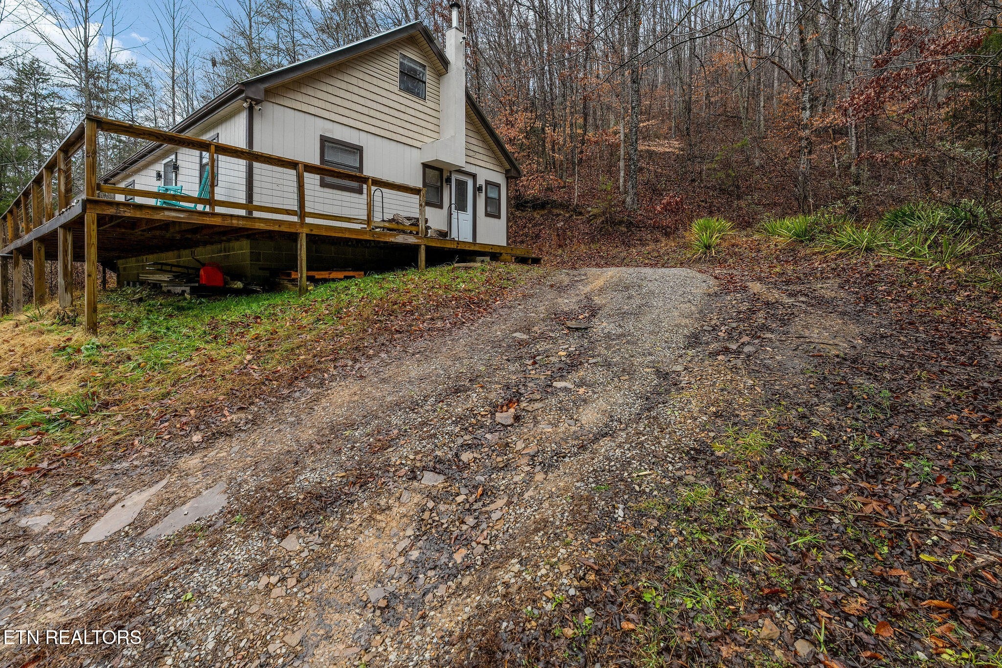 7300 Snake Hollow Rd