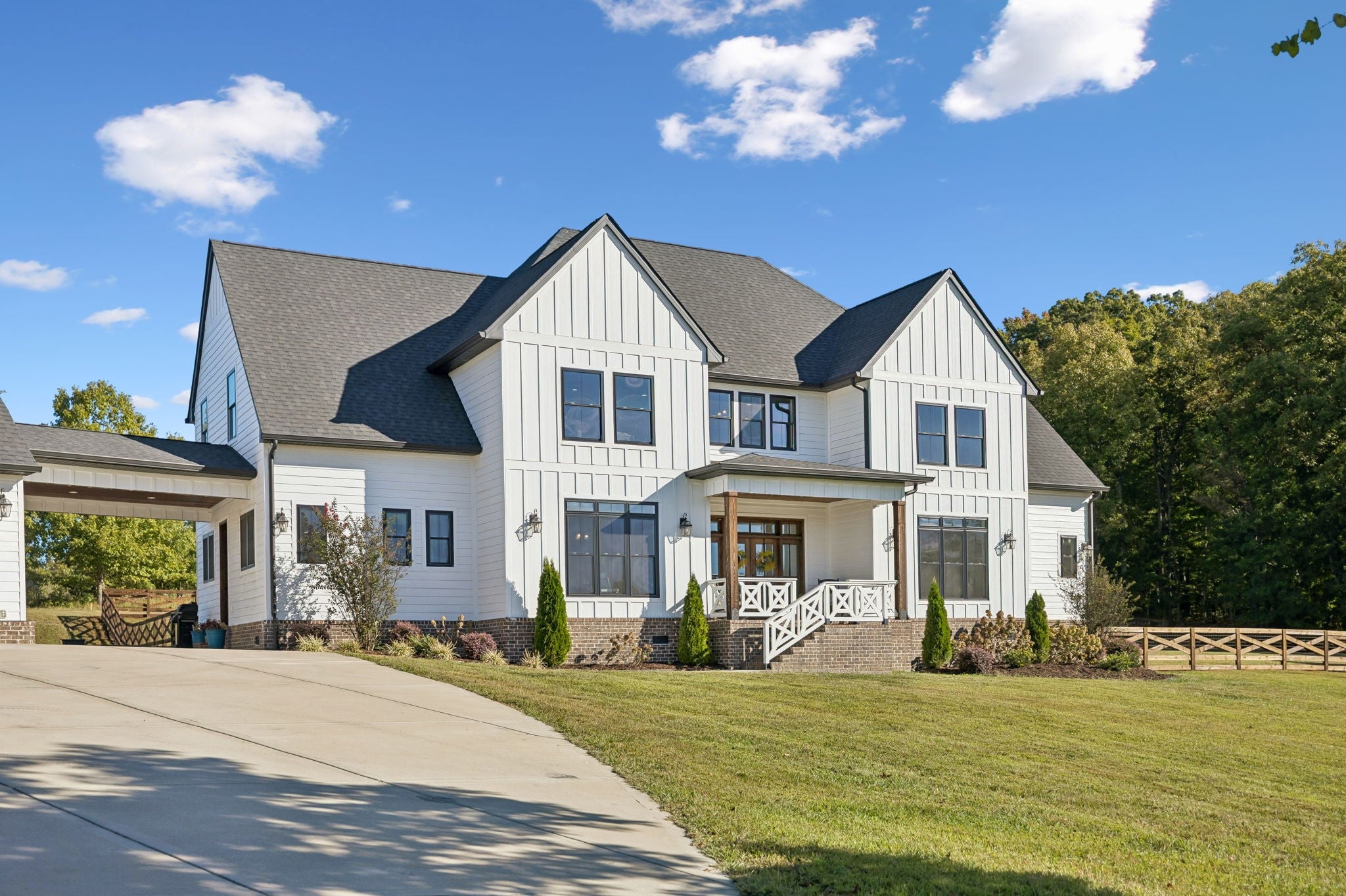 3003 Lewisburg Hwy