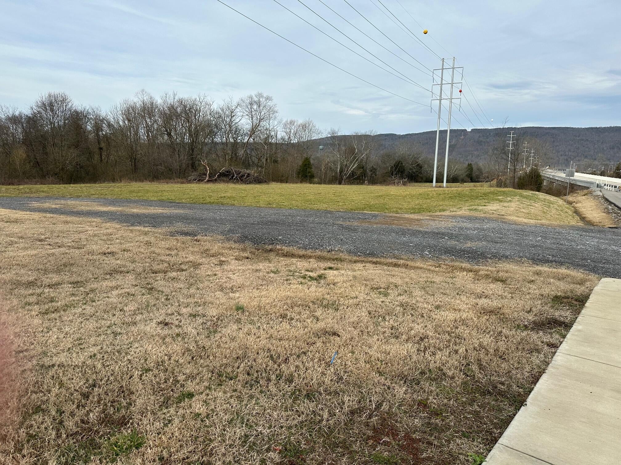 9686 Rhea County Highway