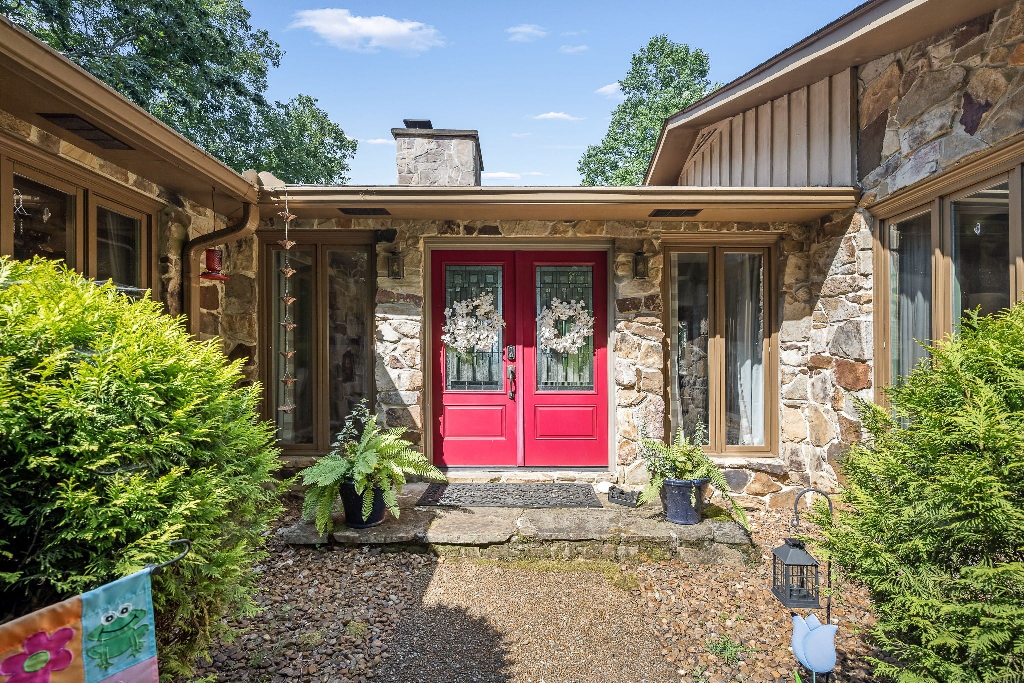 569 Haynes Rd