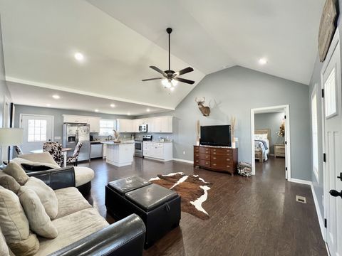157 Poling Dr Pulaski TN 38478