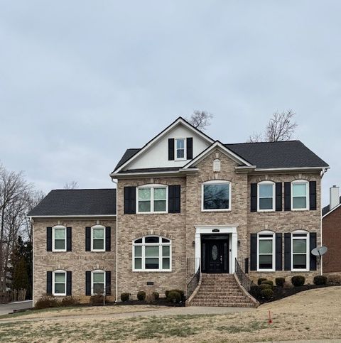 102 Fairlake Ct Hendersonville TN 37075