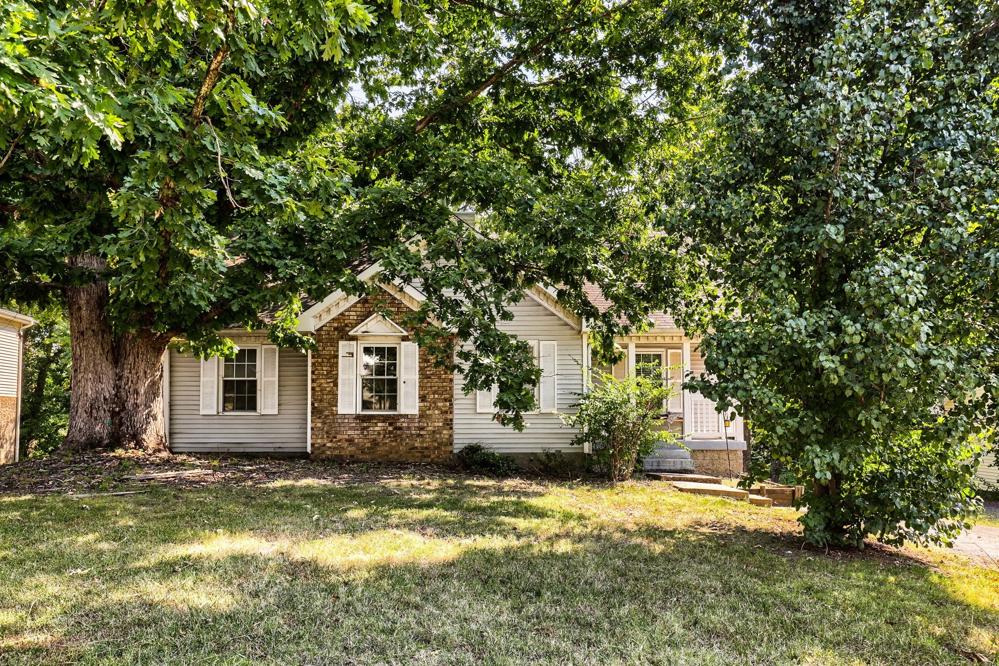 4-bed listing at 112 Cedarmont Cir, Nashville