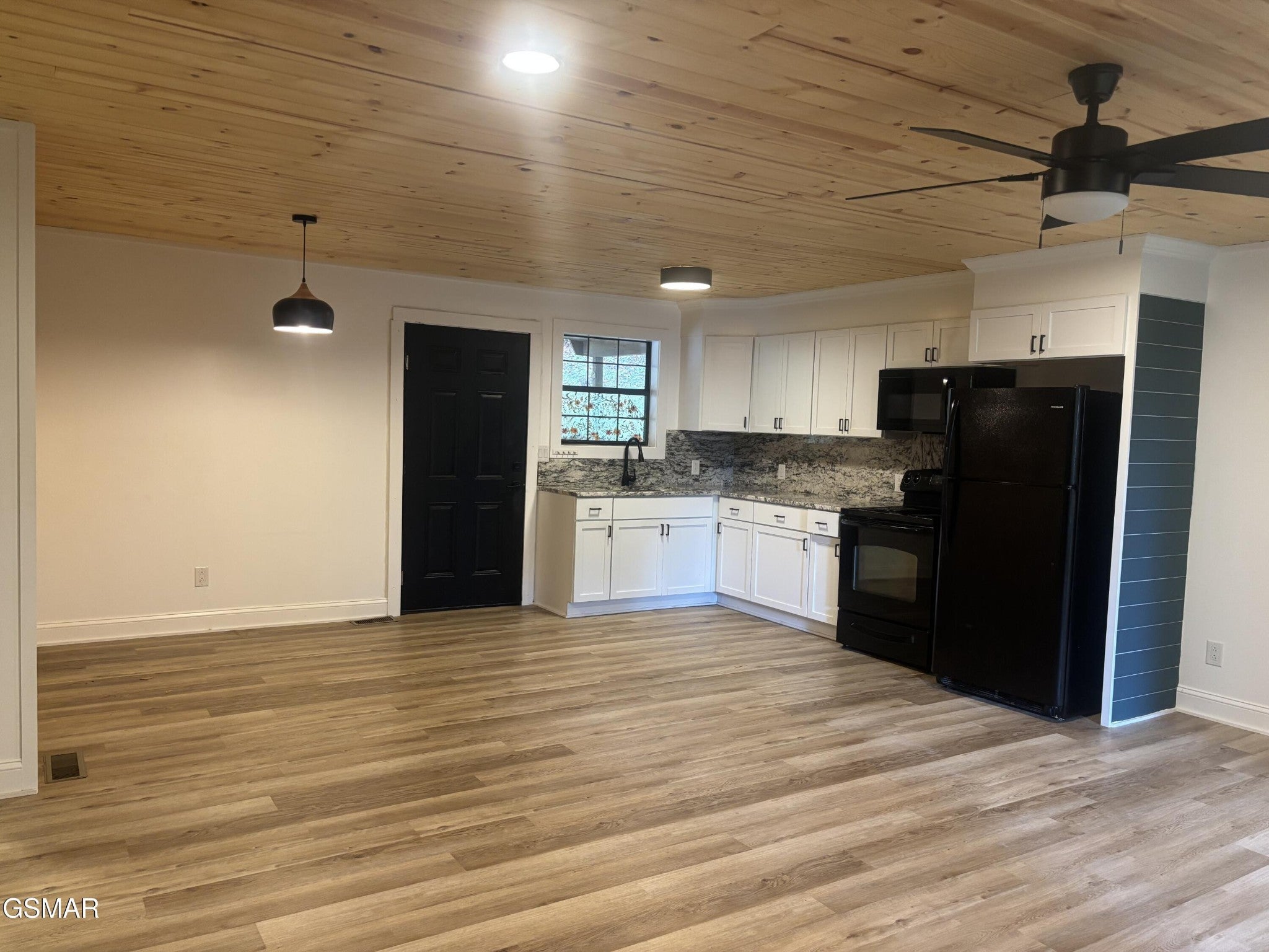1204 Piney Mountain Road