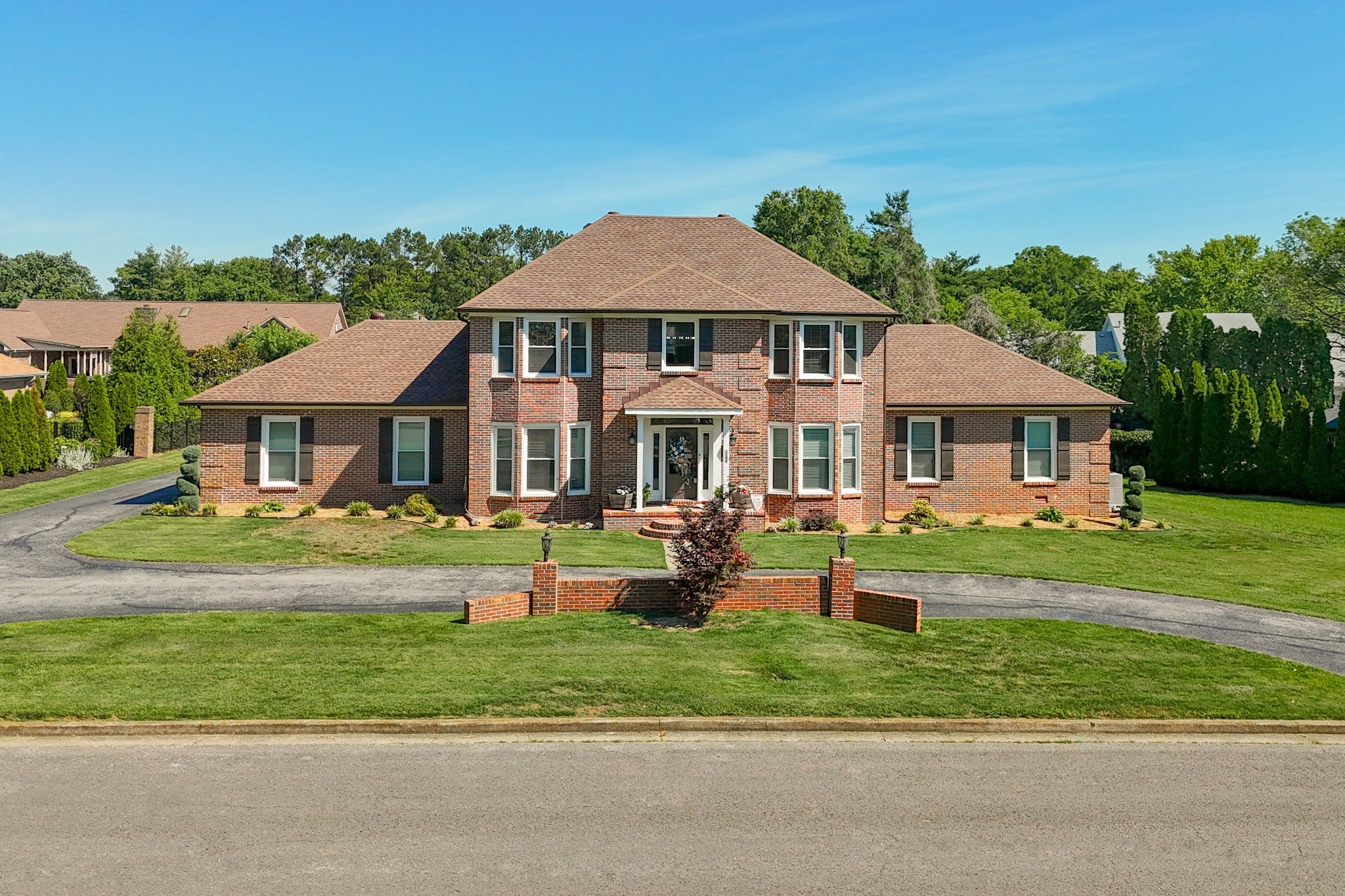 2104 Shannon Dr