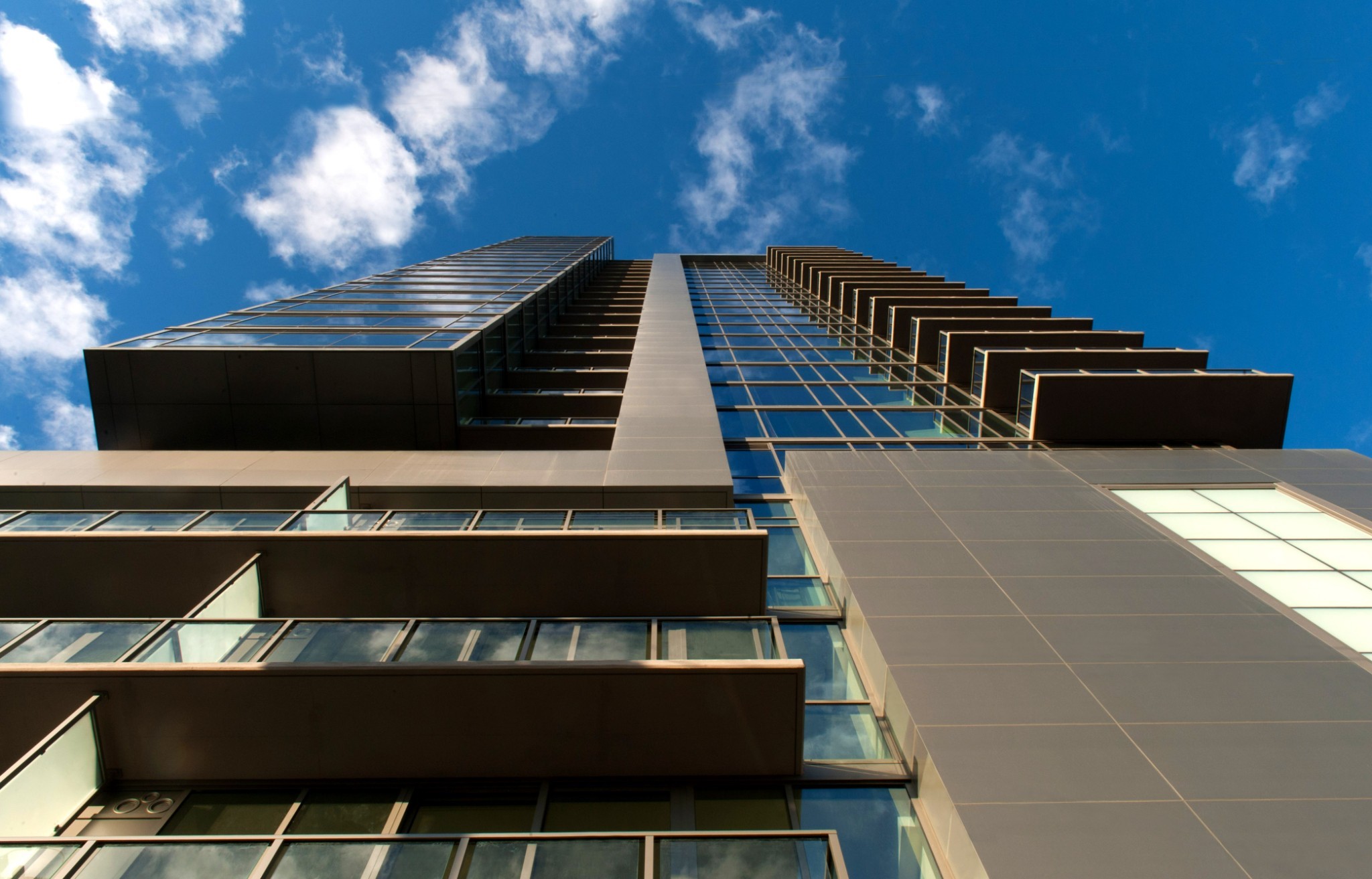 1212 Laurel St 1713 (B6)