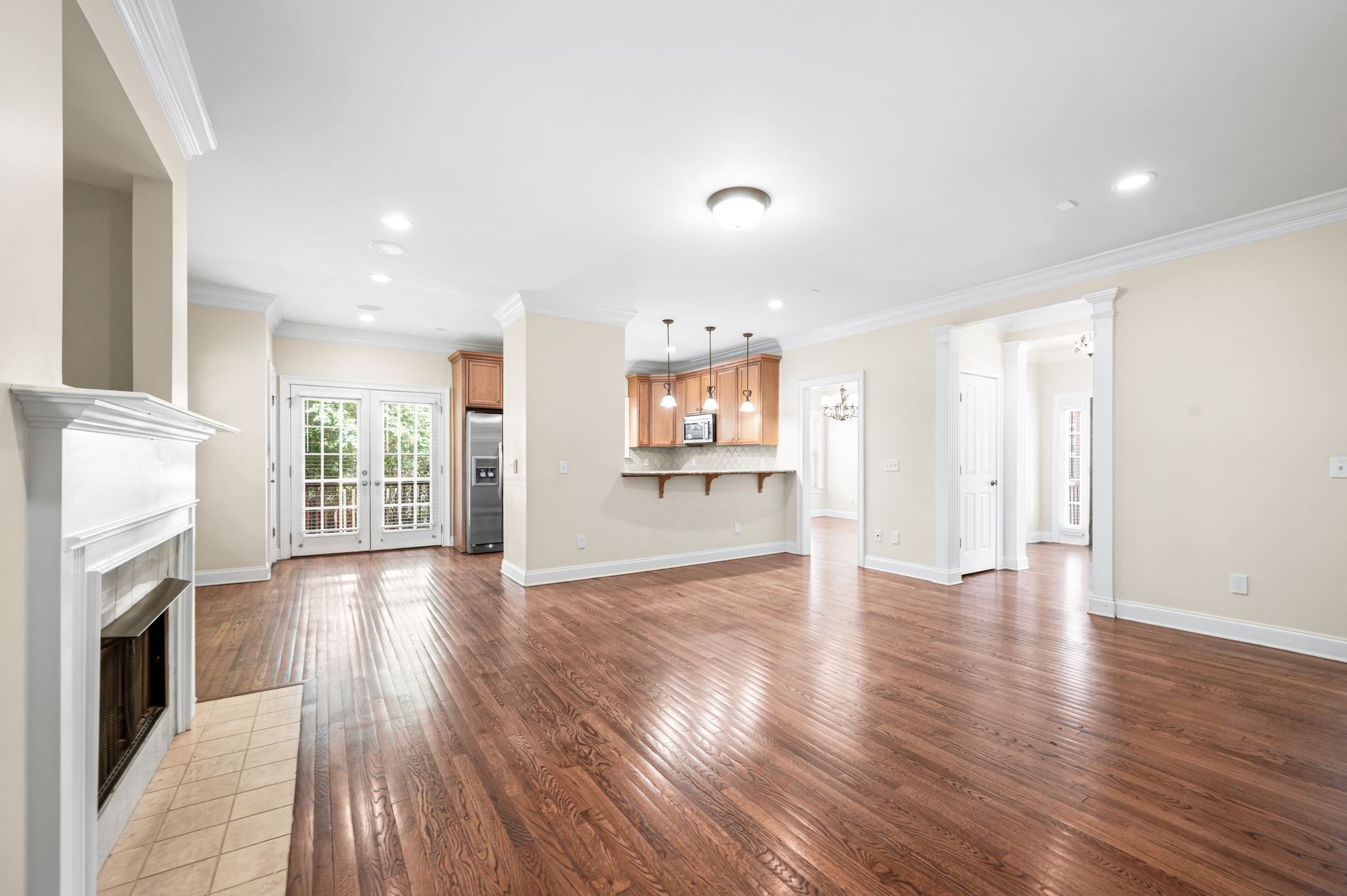 Nashville, Tennessee 37205, United States, 3 Bedrooms Bedrooms, ,4 BathroomsBathrooms,Residential,Active,172188