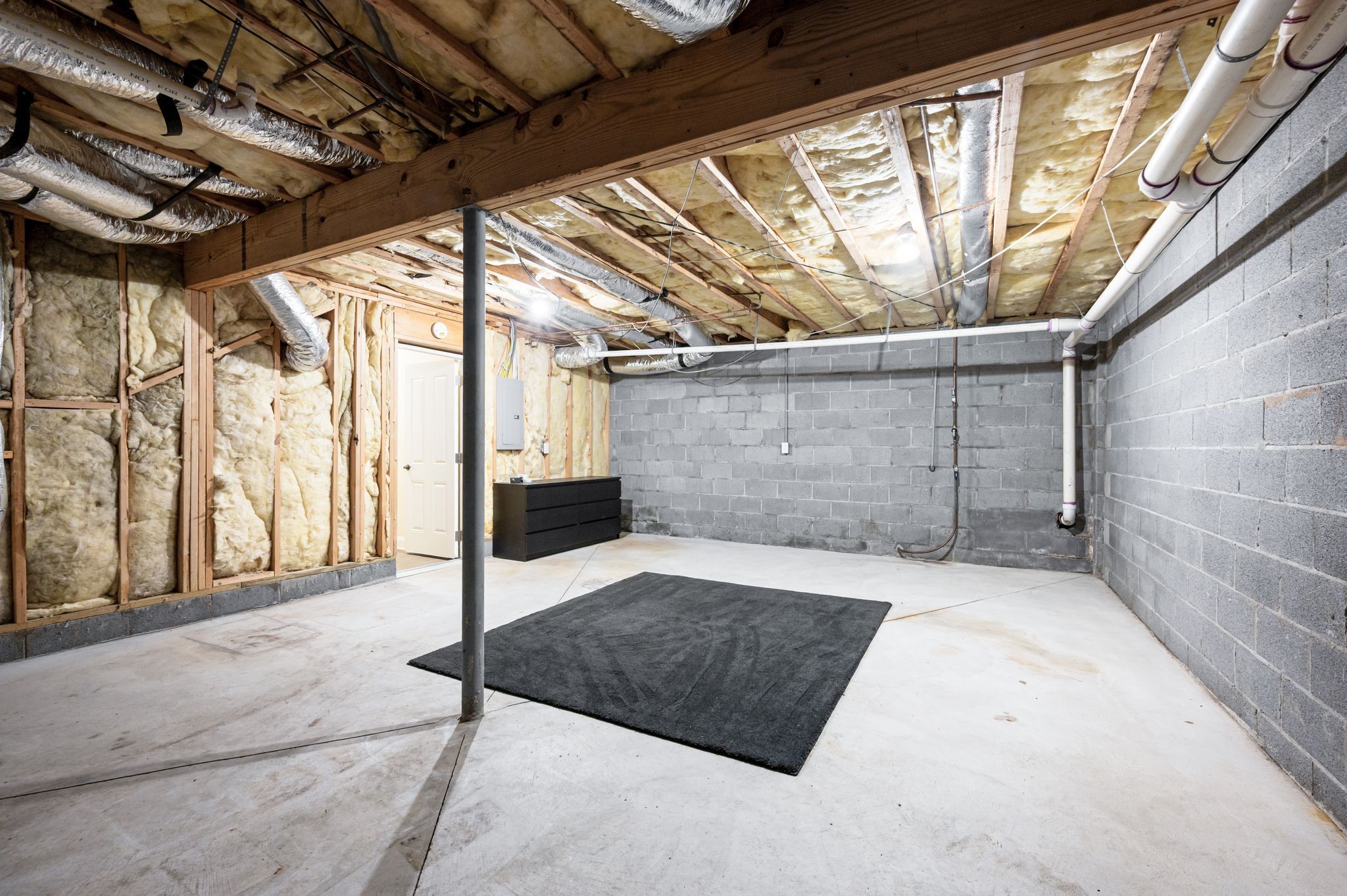 Nashville, Tennessee 37205, United States, 3 Bedrooms Bedrooms, ,4 BathroomsBathrooms,Residential,Active,172188