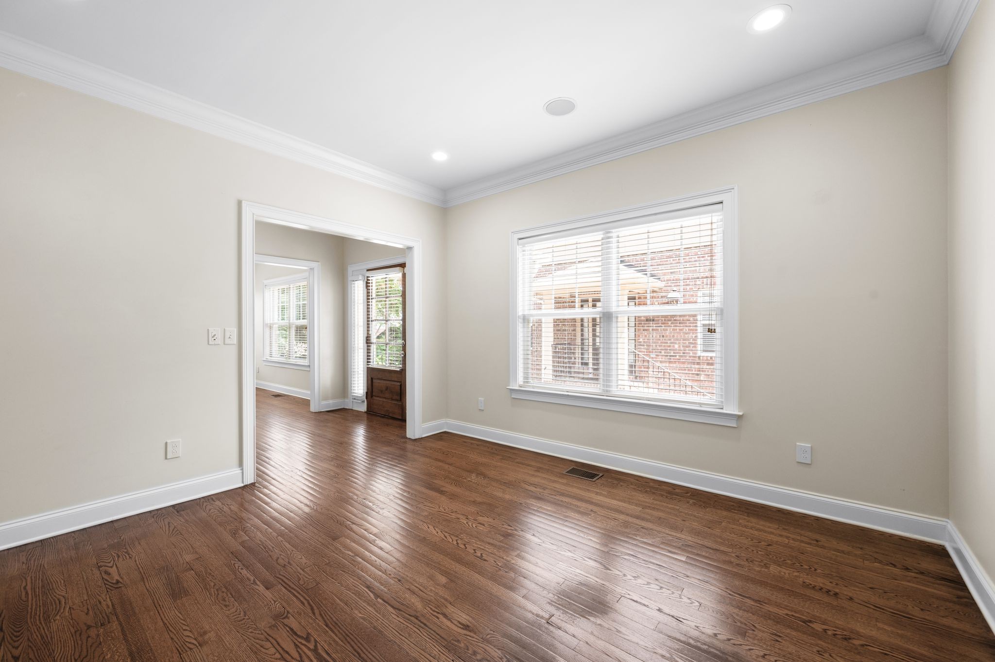 Nashville, Tennessee 37205, United States, 3 Bedrooms Bedrooms, ,4 BathroomsBathrooms,Residential,Active,172188