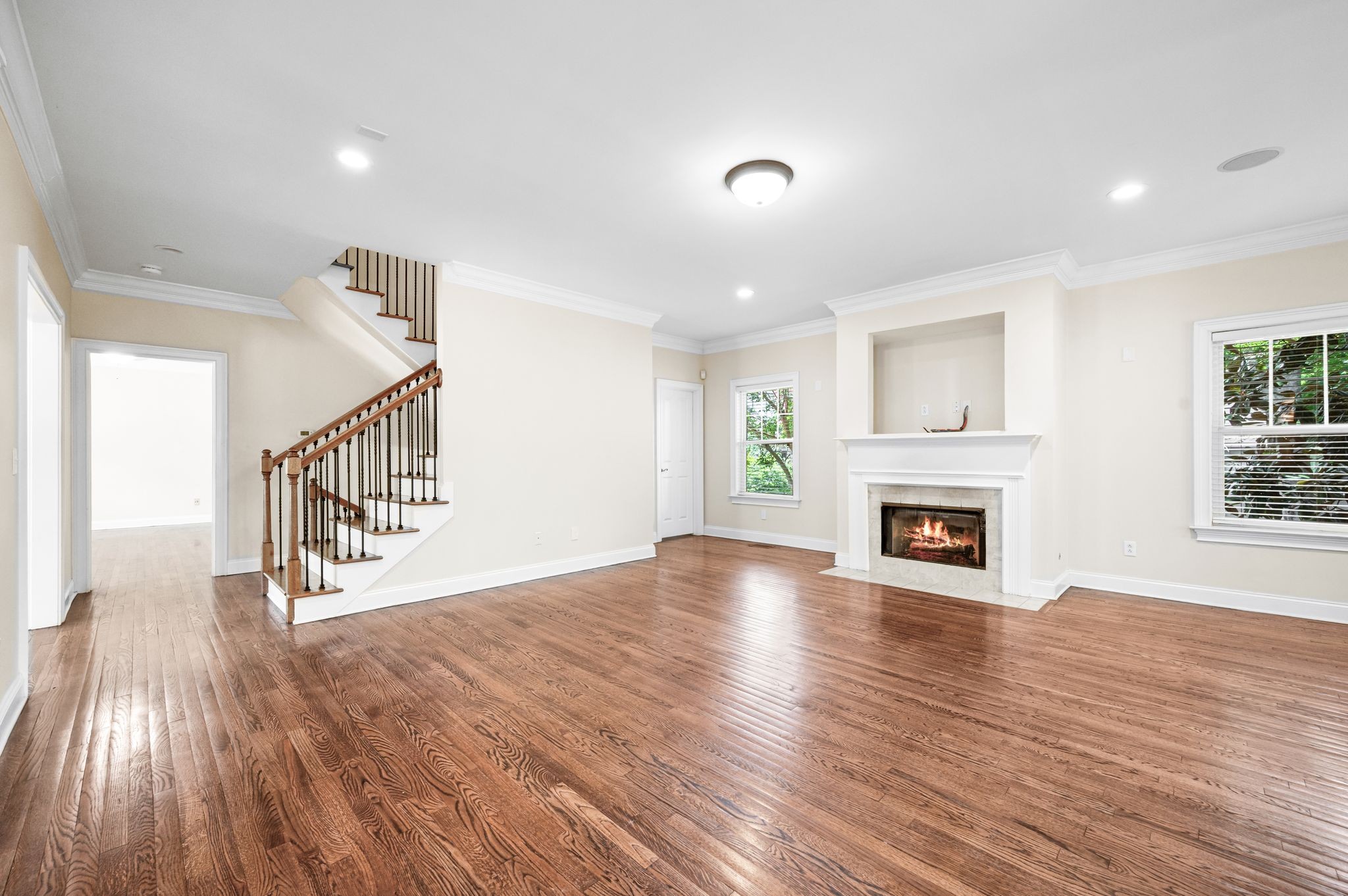 Nashville, Tennessee 37205, United States, 3 Bedrooms Bedrooms, ,4 BathroomsBathrooms,Residential,Active,172188