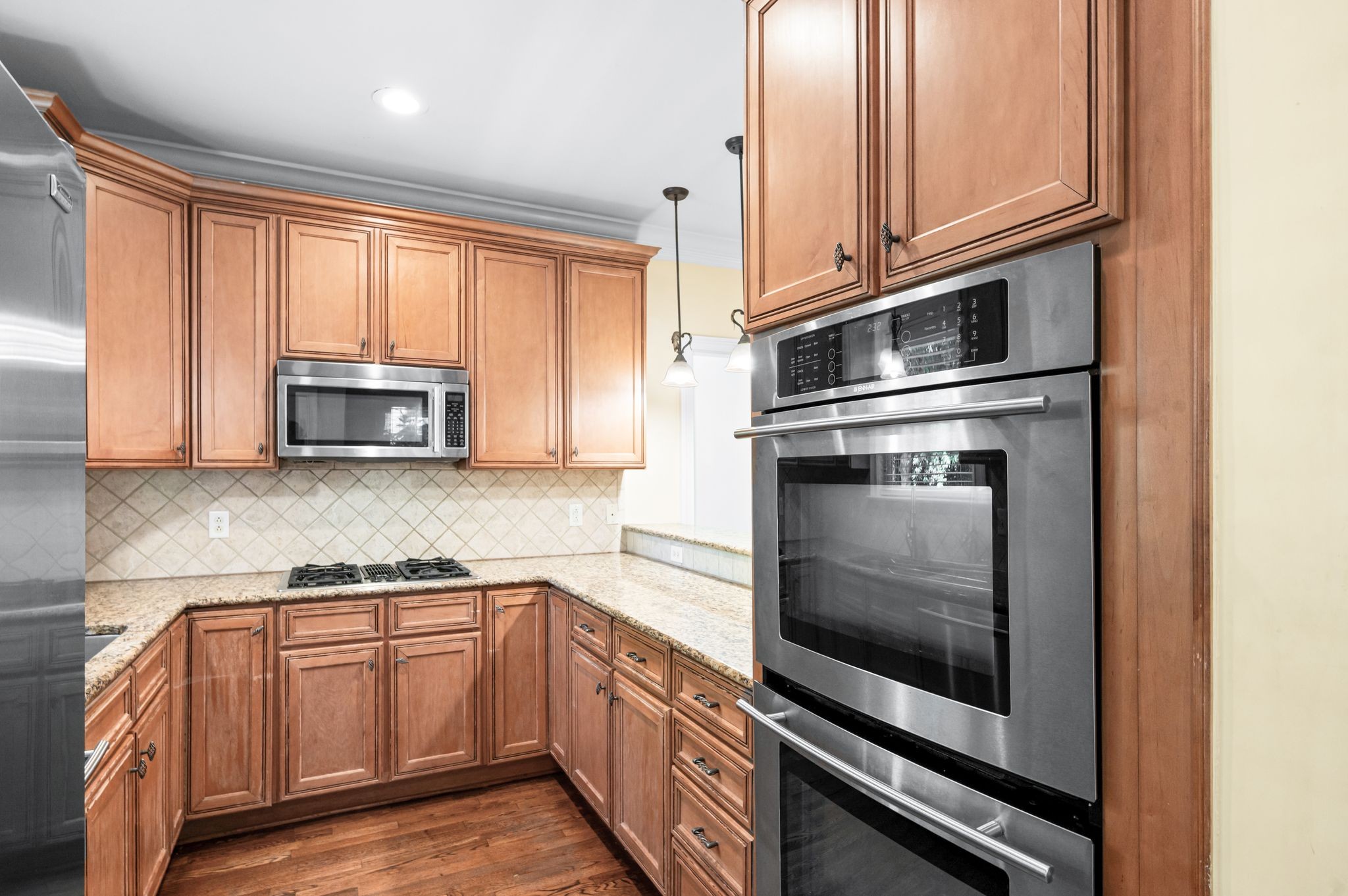 Nashville, Tennessee 37205, United States, 3 Bedrooms Bedrooms, ,4 BathroomsBathrooms,Residential,Active,172188