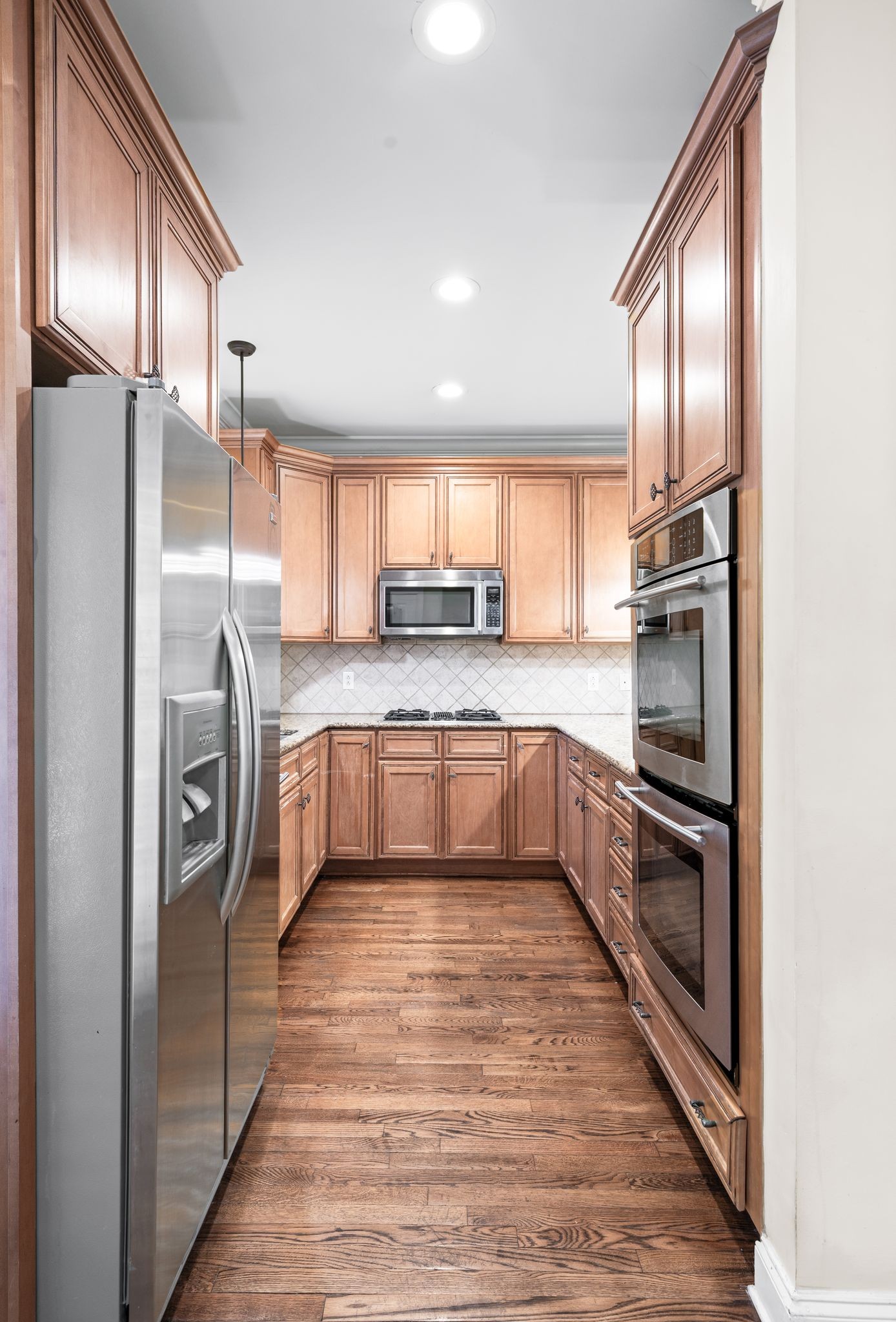 Nashville, Tennessee 37205, United States, 3 Bedrooms Bedrooms, ,4 BathroomsBathrooms,Residential,Active,172188