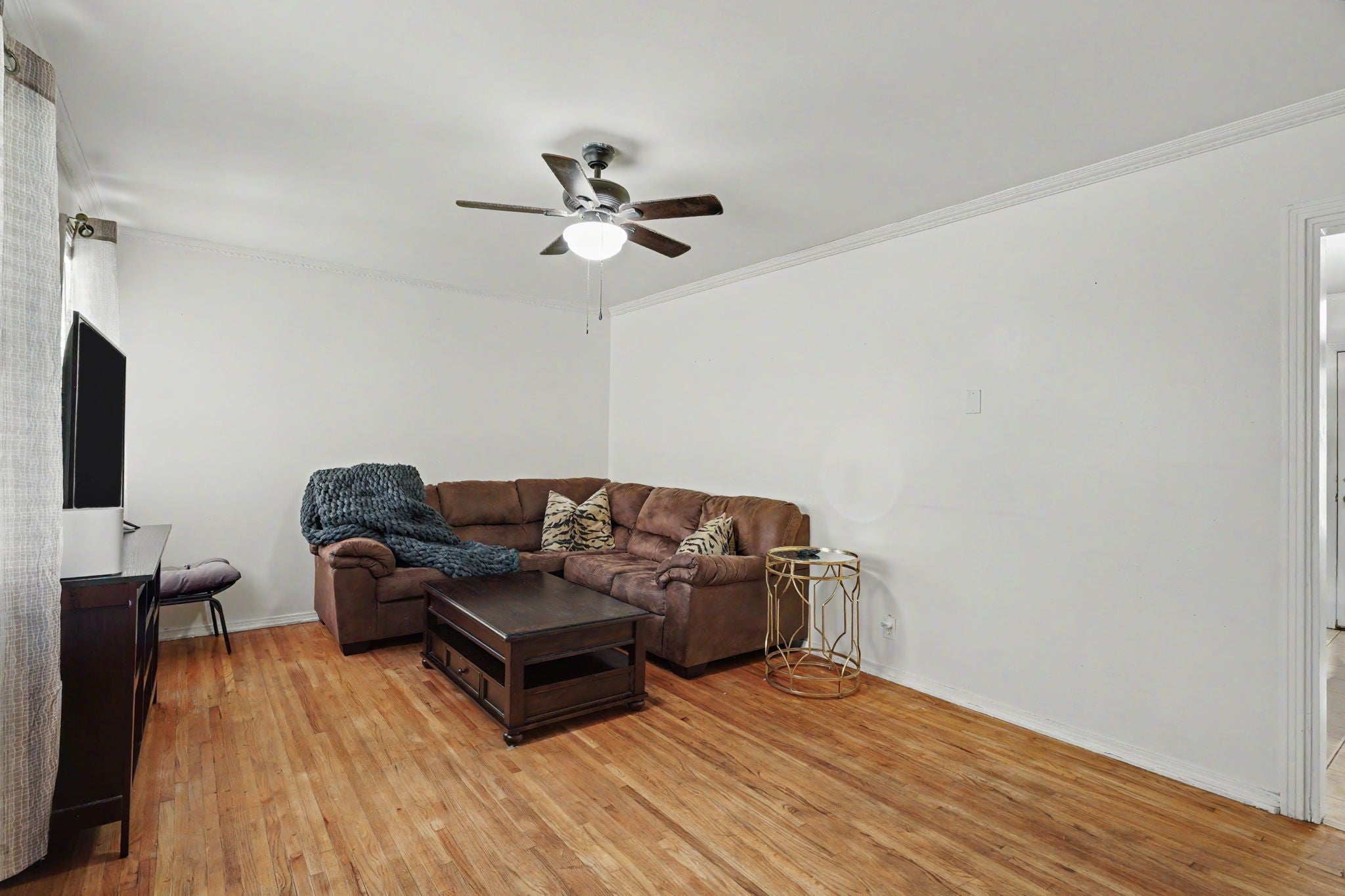102 Shadydale Dr