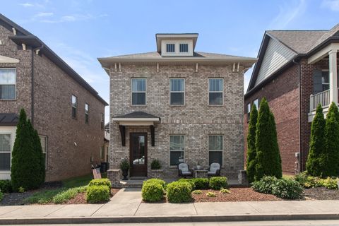 151 Benjamin Ln Hendersonville TN 37075