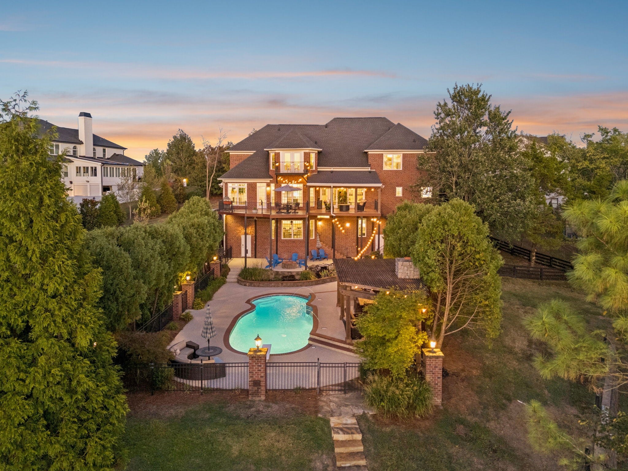 1607 Robby Ct