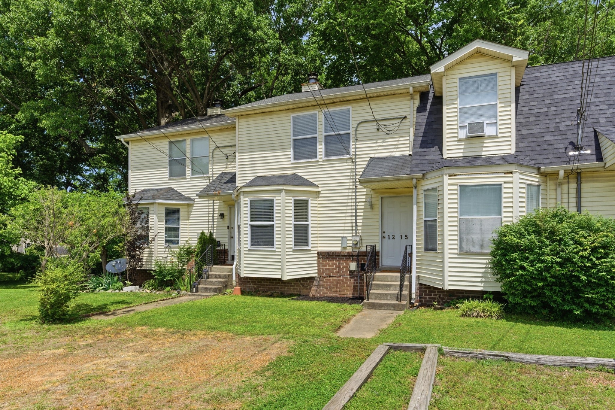 1215 Timber Valley Dr