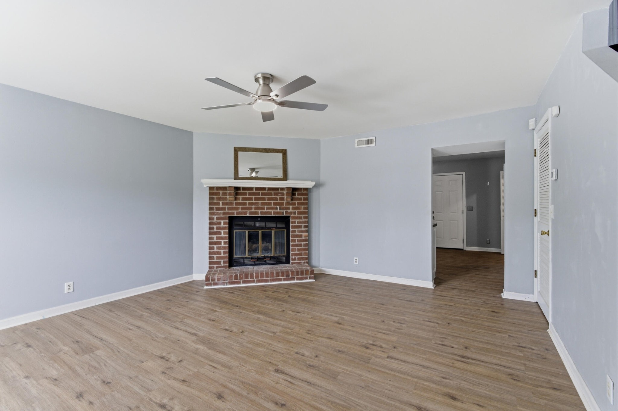 1215 Timber Valley Dr