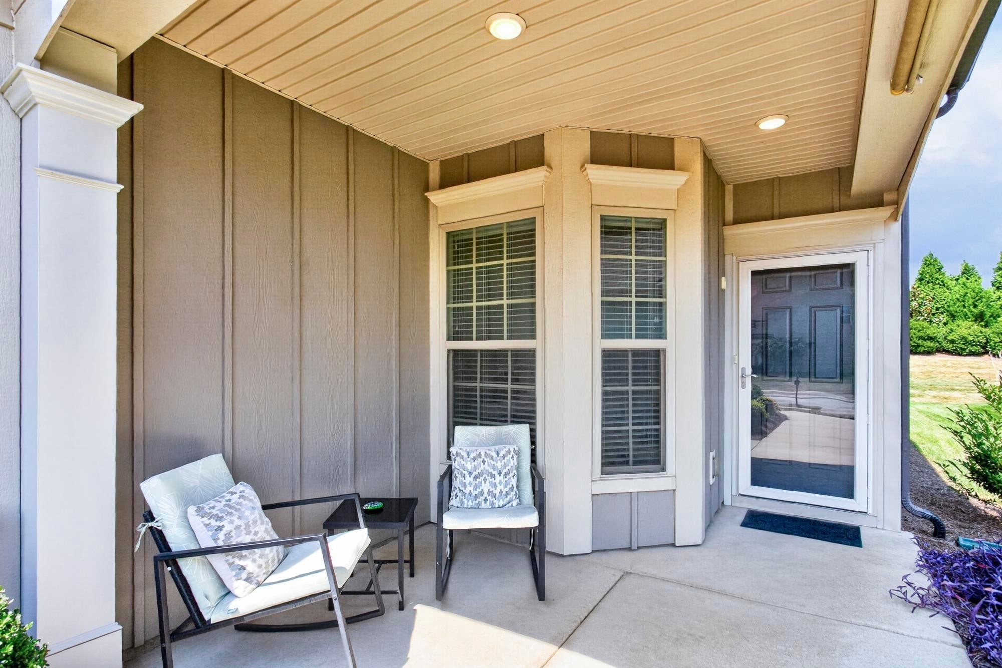 1765 Humphreys Gln