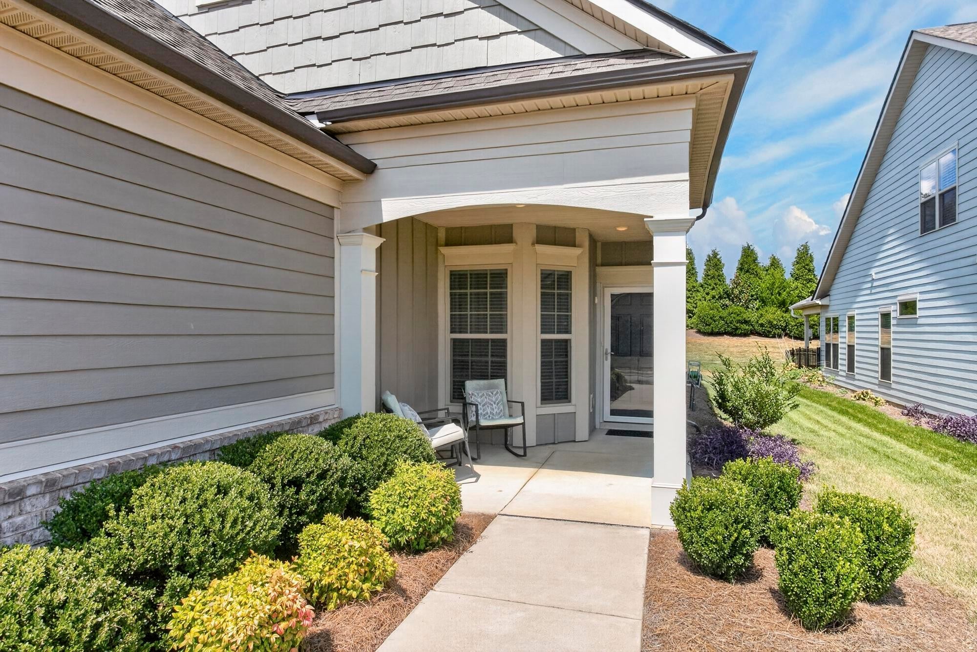 1765 Humphreys Gln