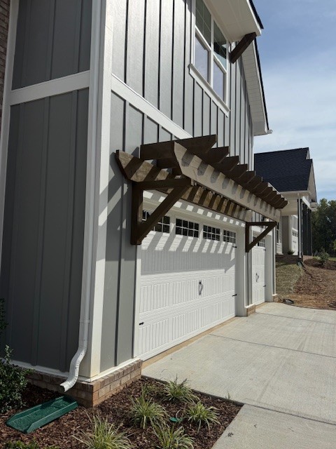 7266 Fairlawn Drive