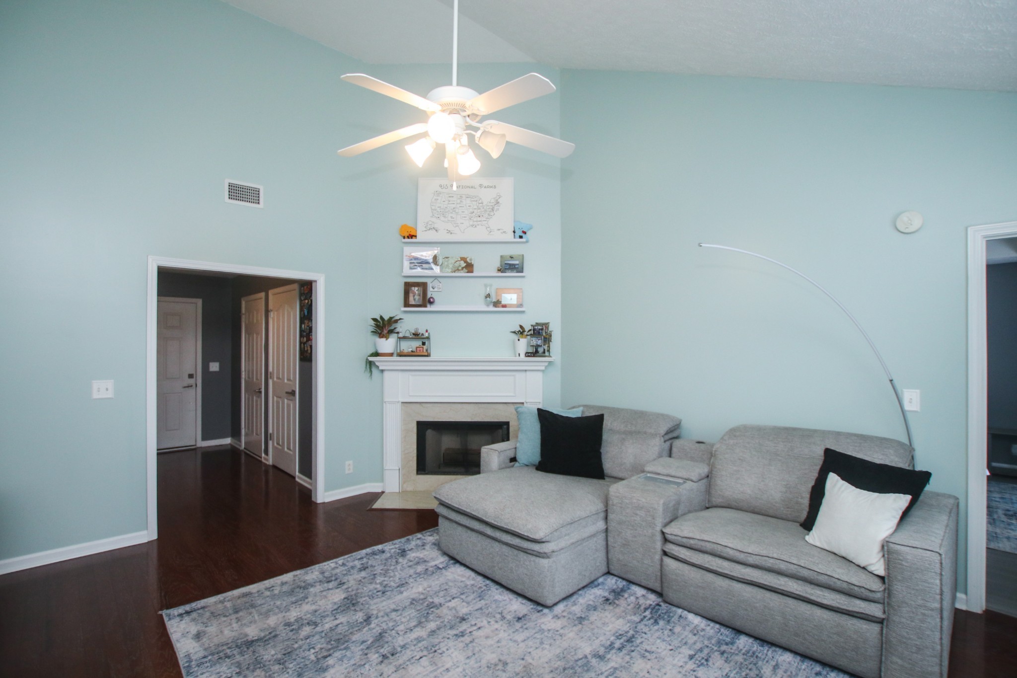 3326 Velvet Ct