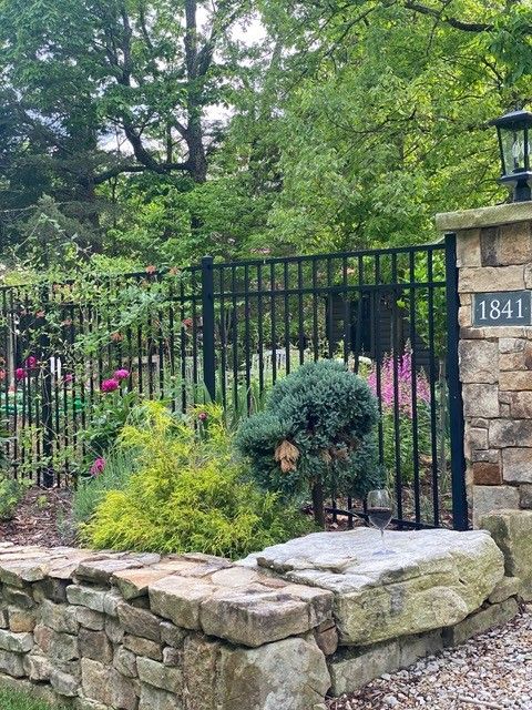 Photo of 1841 Laurel Lake Dr, Monteagle, TN 37356 (MLS # 3168765)