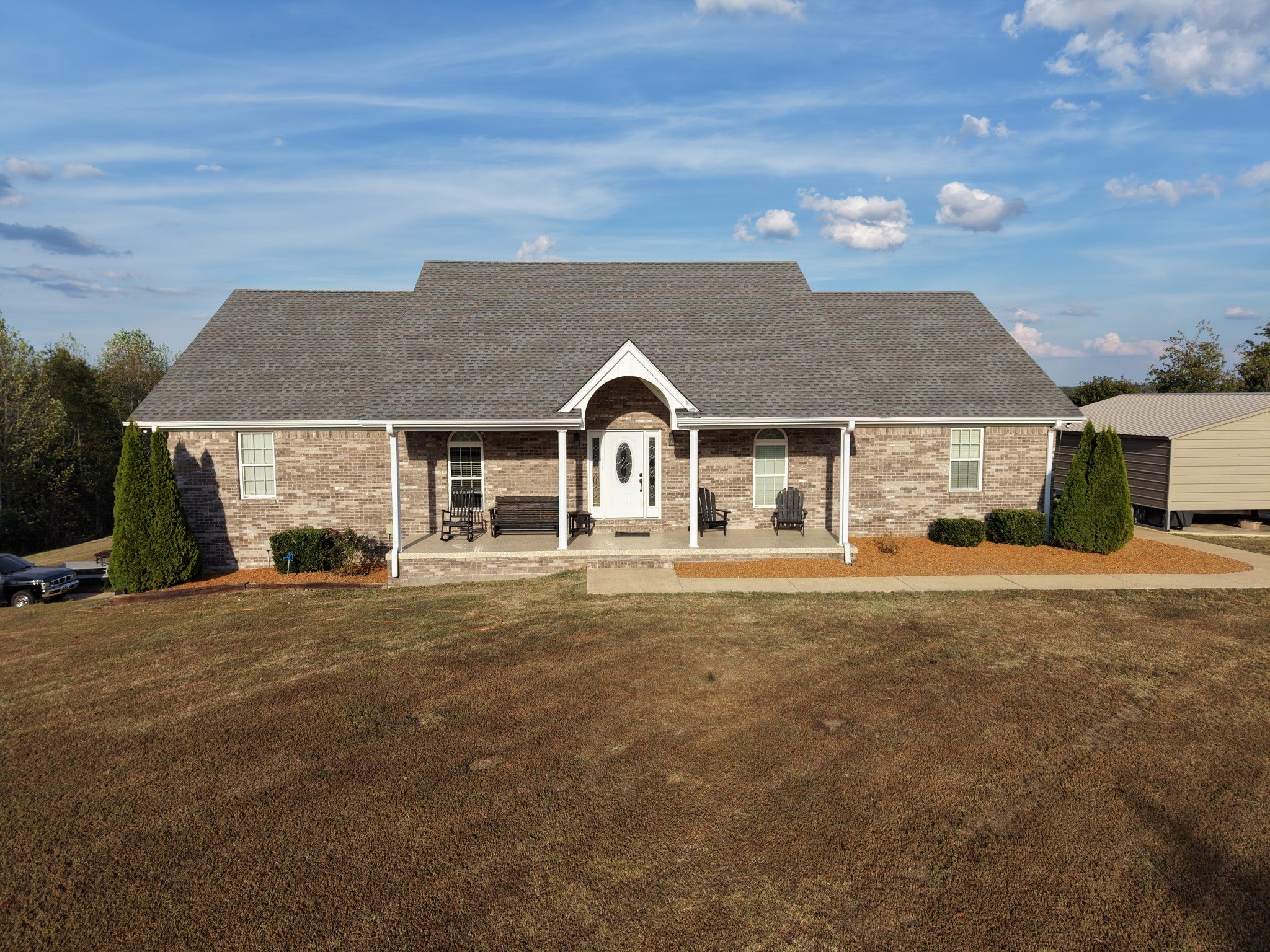 147 Edgehill Ln