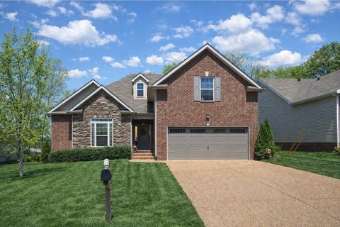 1098 Golf View Way Spring Hill TN 37174