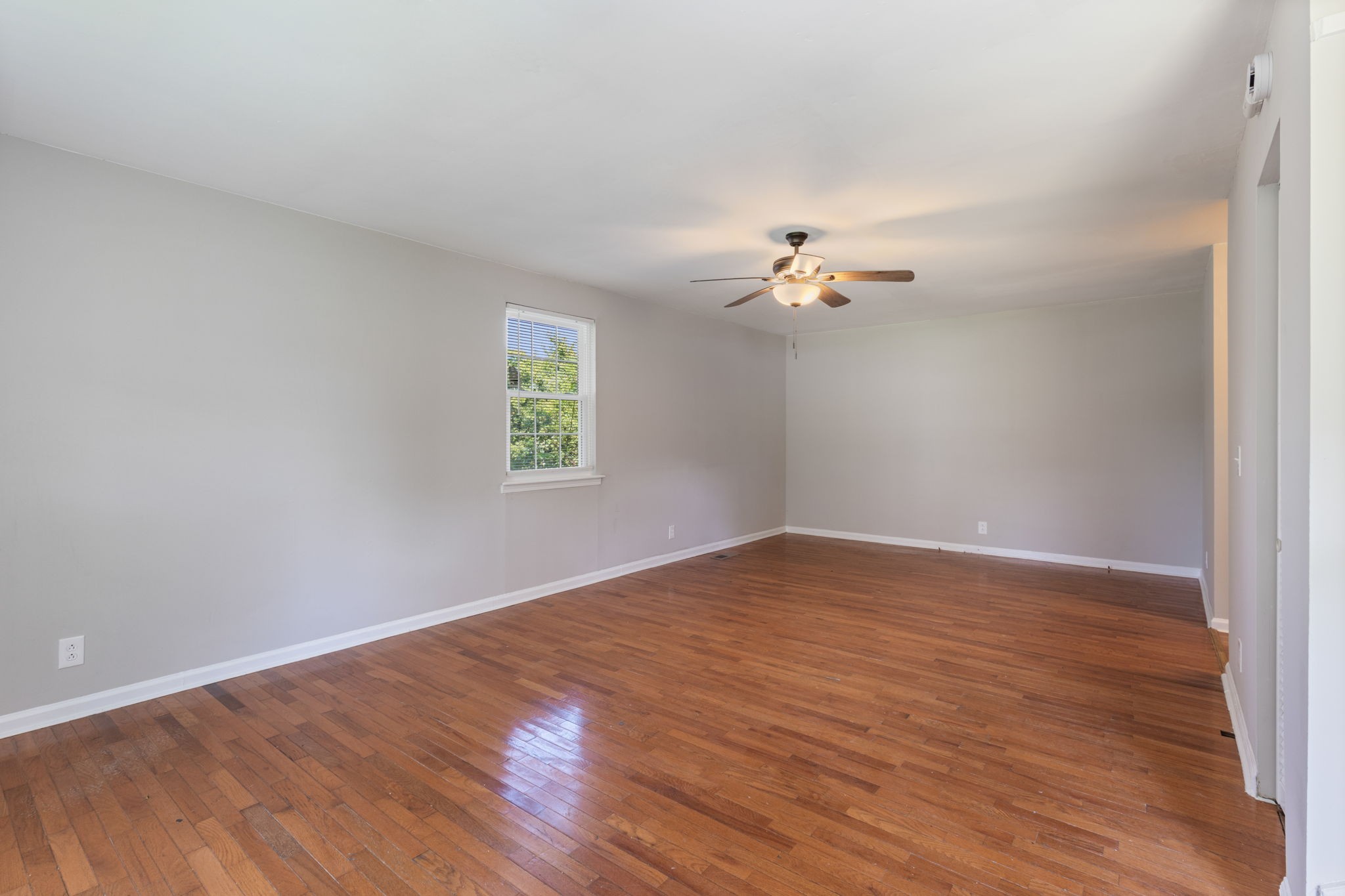 4912 Leesa Ann Ln