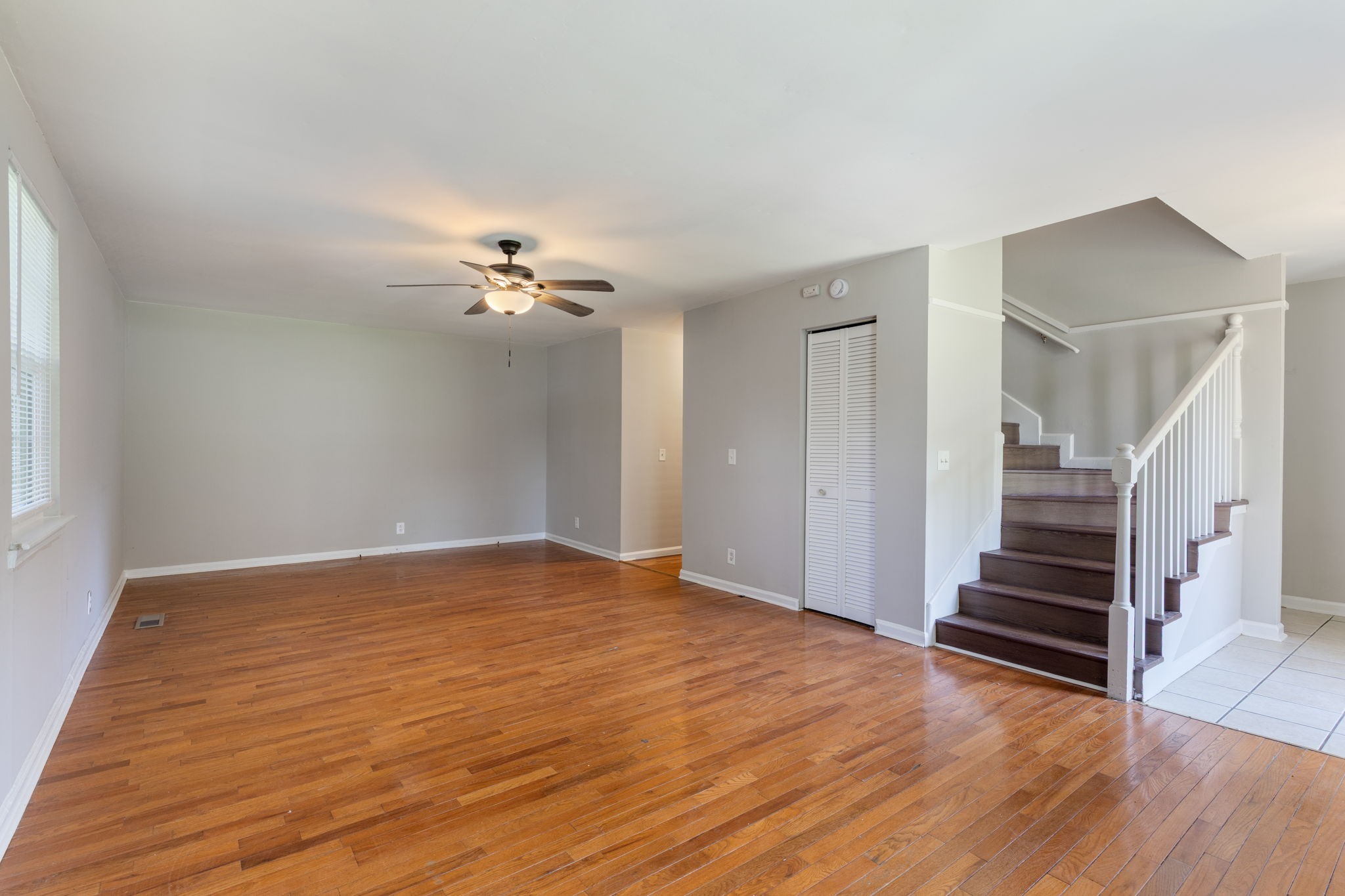 4912 Leesa Ann Ln