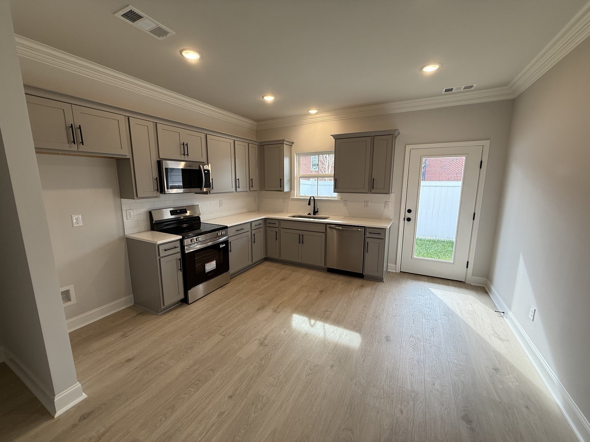 507 Rohan Drive