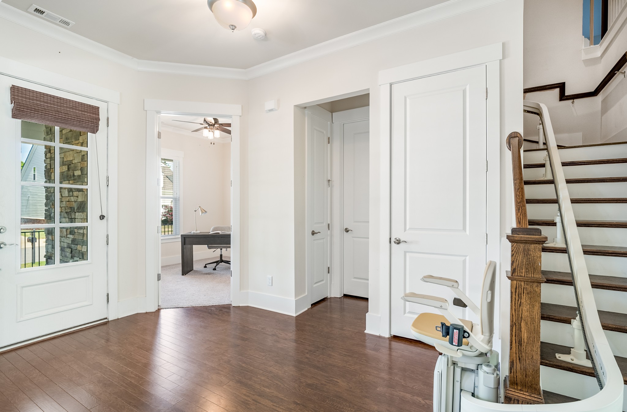 1055 Amelia Park Dr