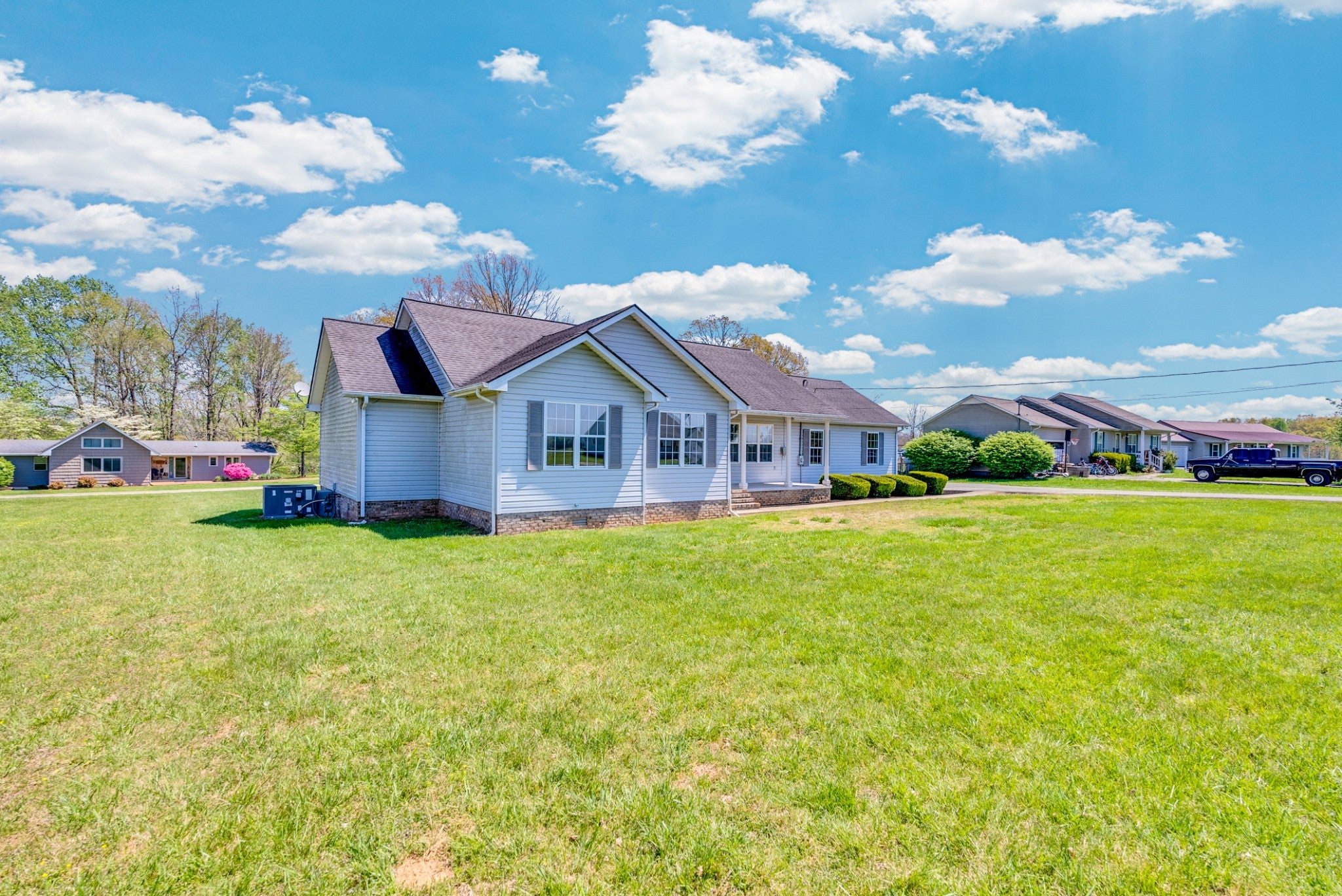 199 Tomahawk Ln
