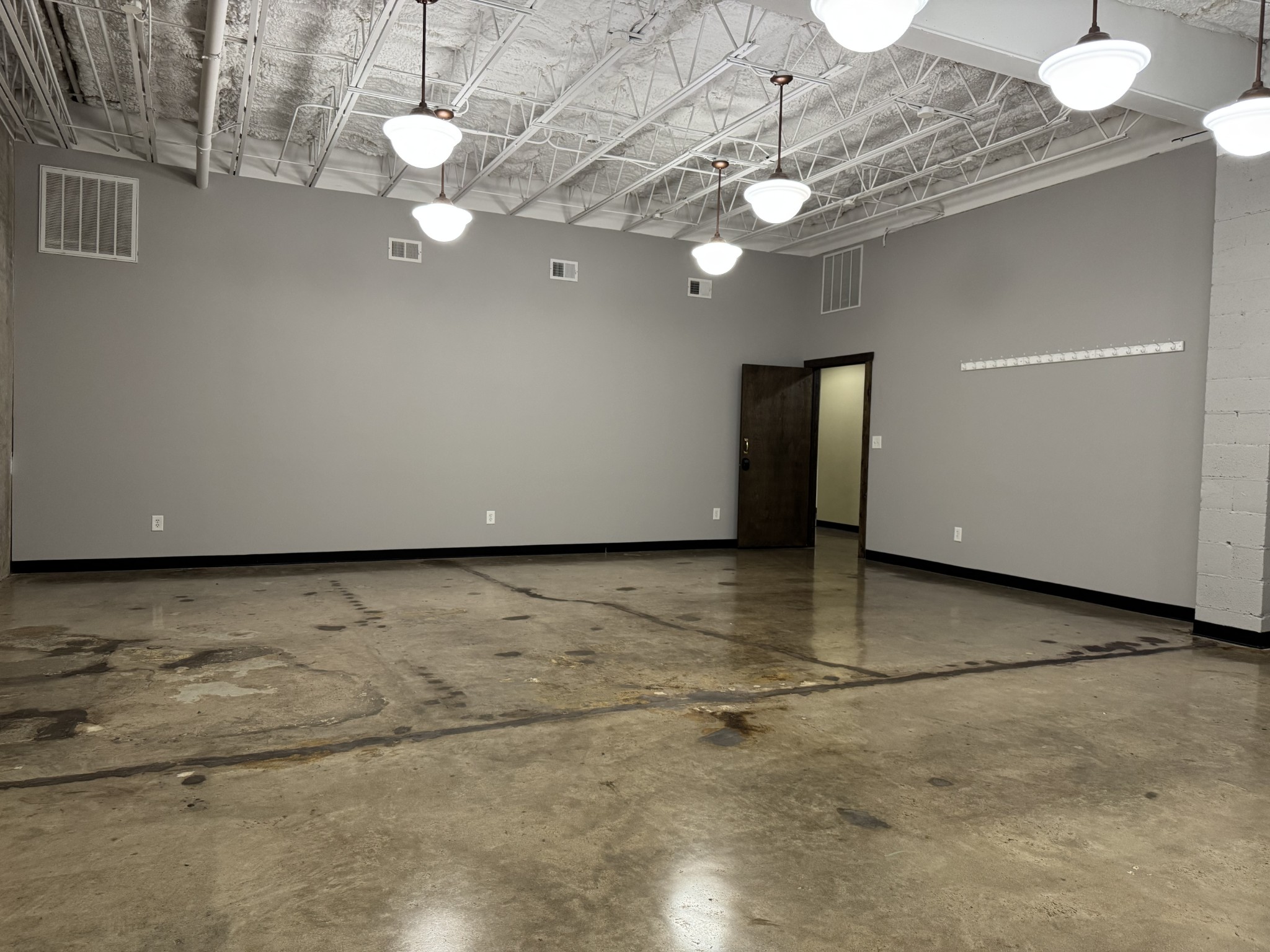 30 Crossland Ave #102B