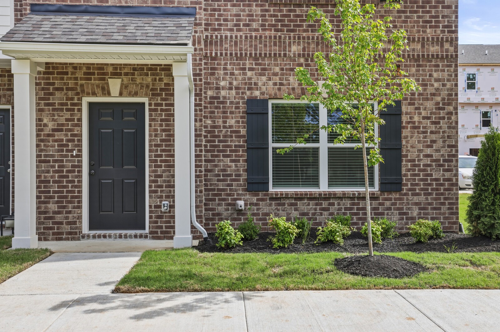 132 Rosebush Ln