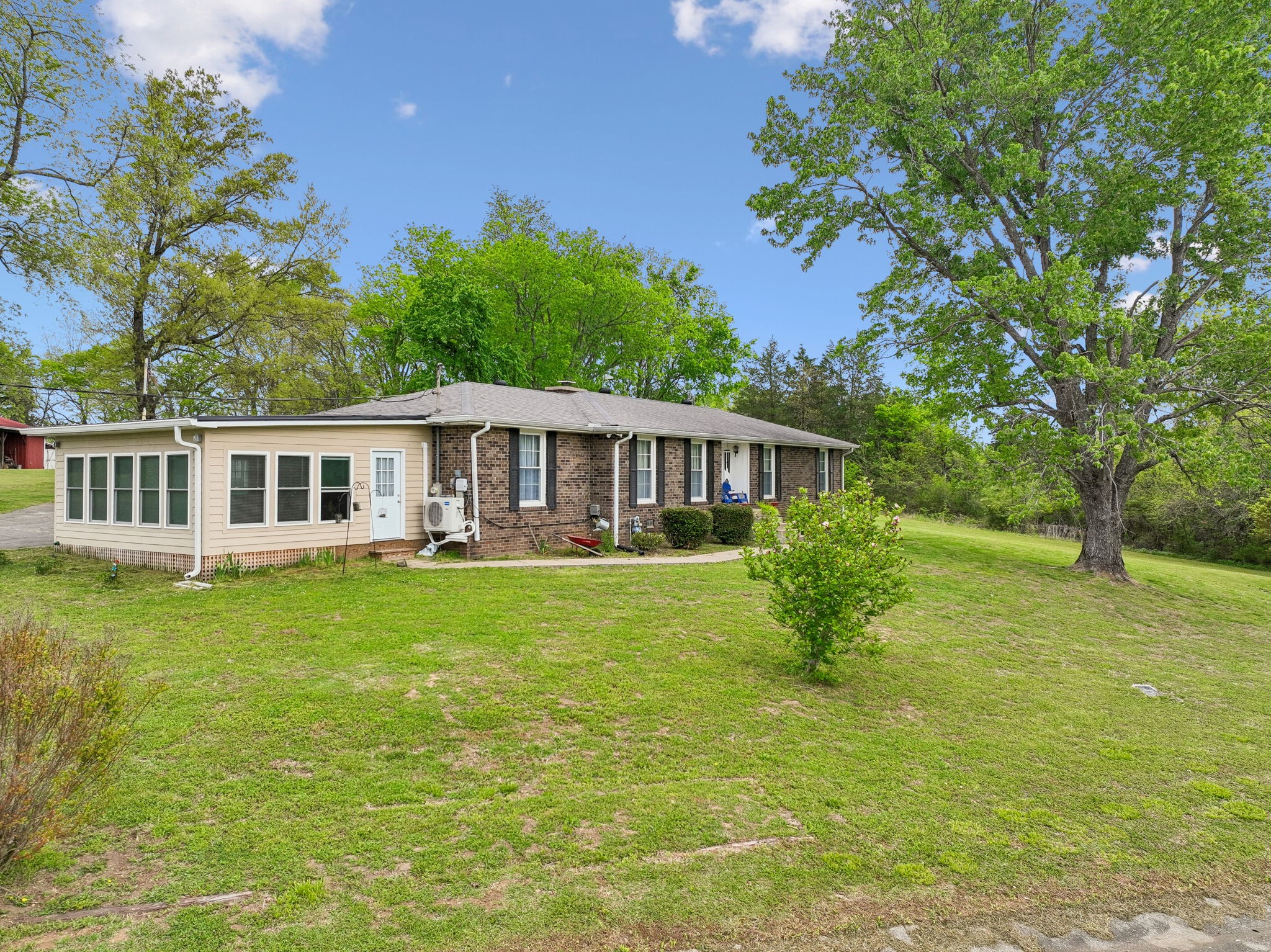 7102 Hartsville Pike