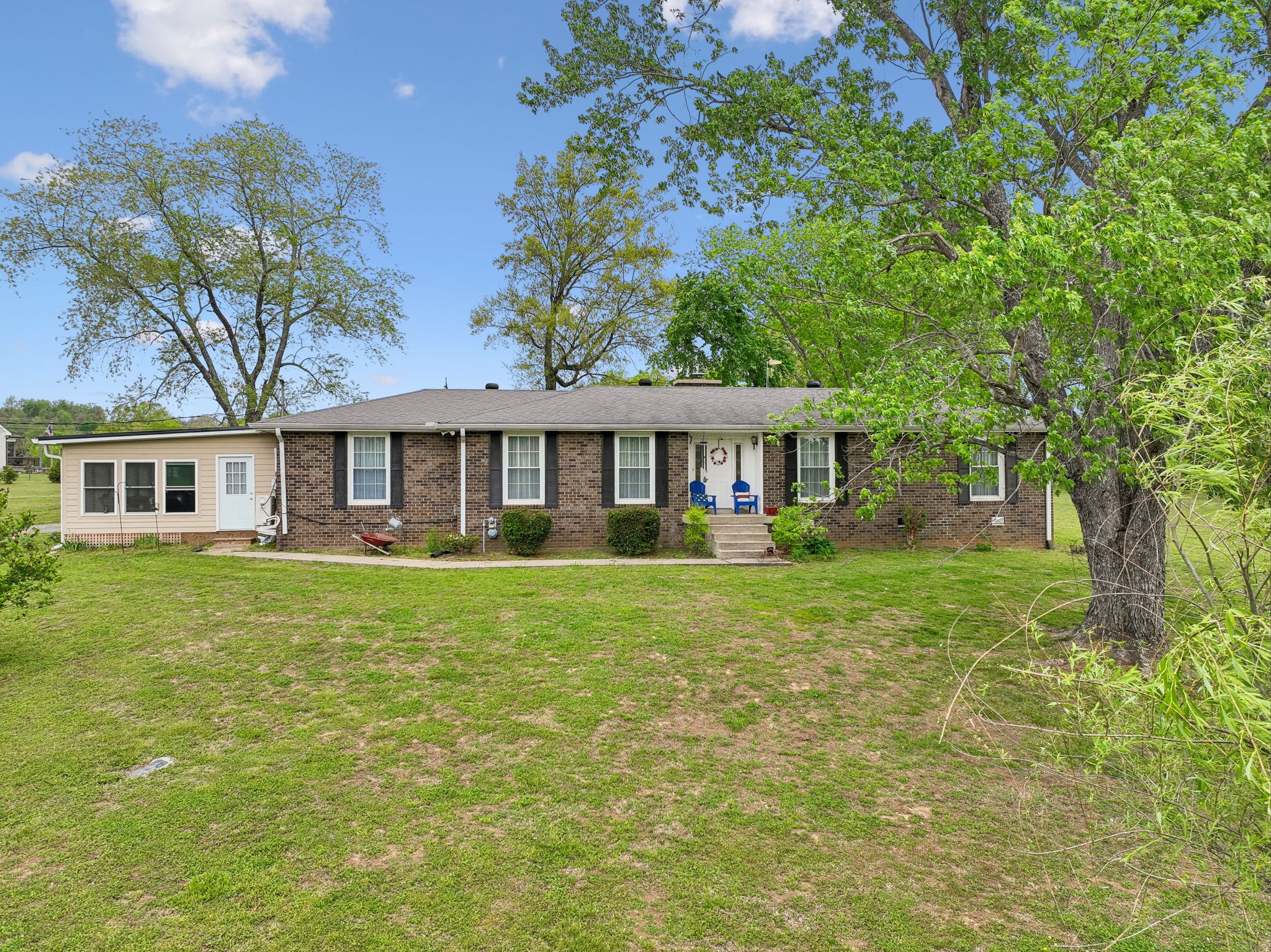 7102 Hartsville Pike