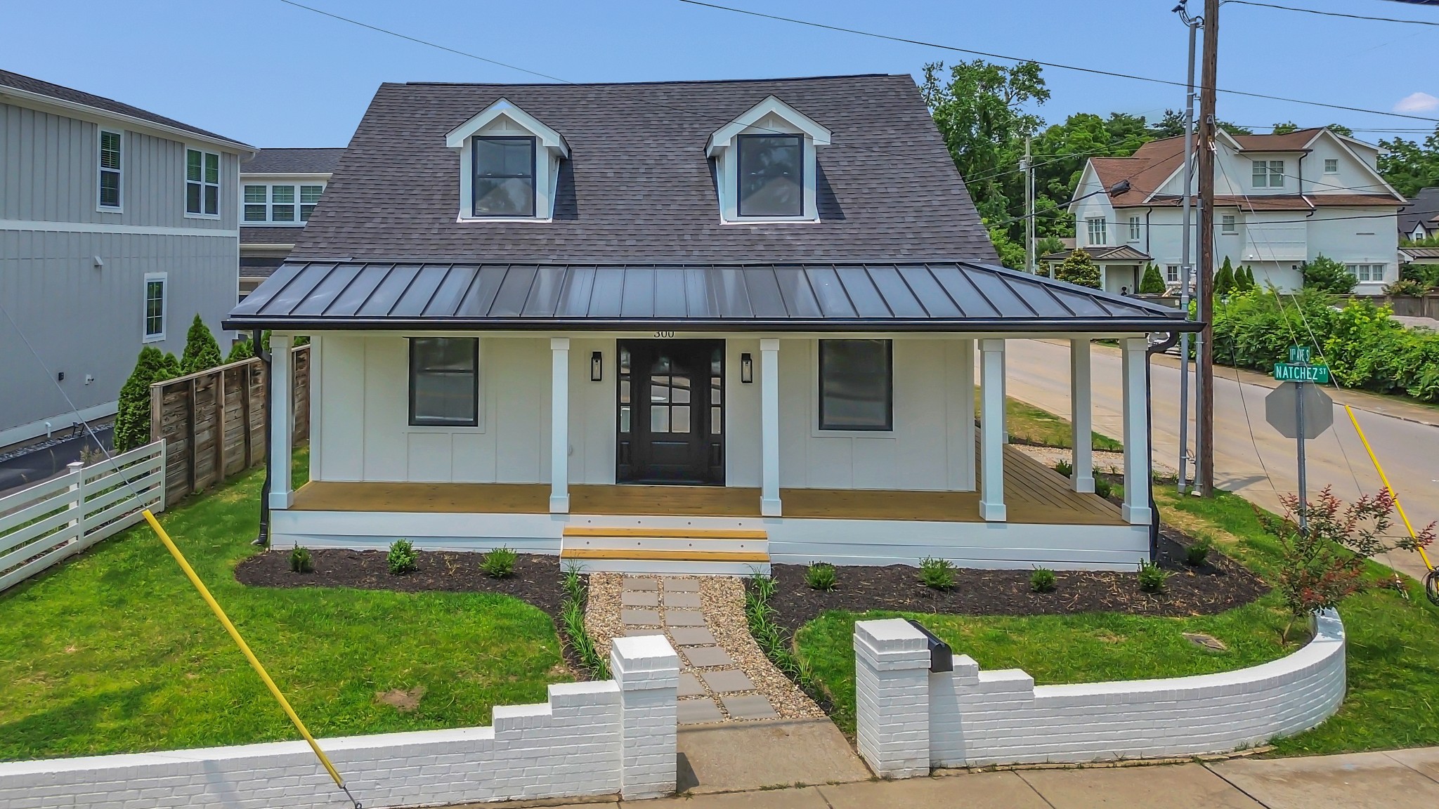 300 Natchez St