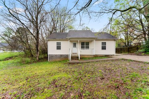 1090 Sugarberry Ln Springfield TN 37172