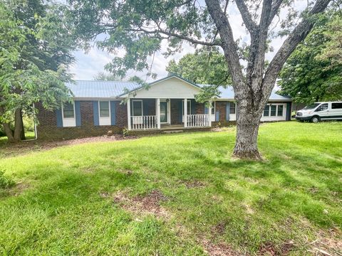 74 Freedom Ln Winchester TN 37398