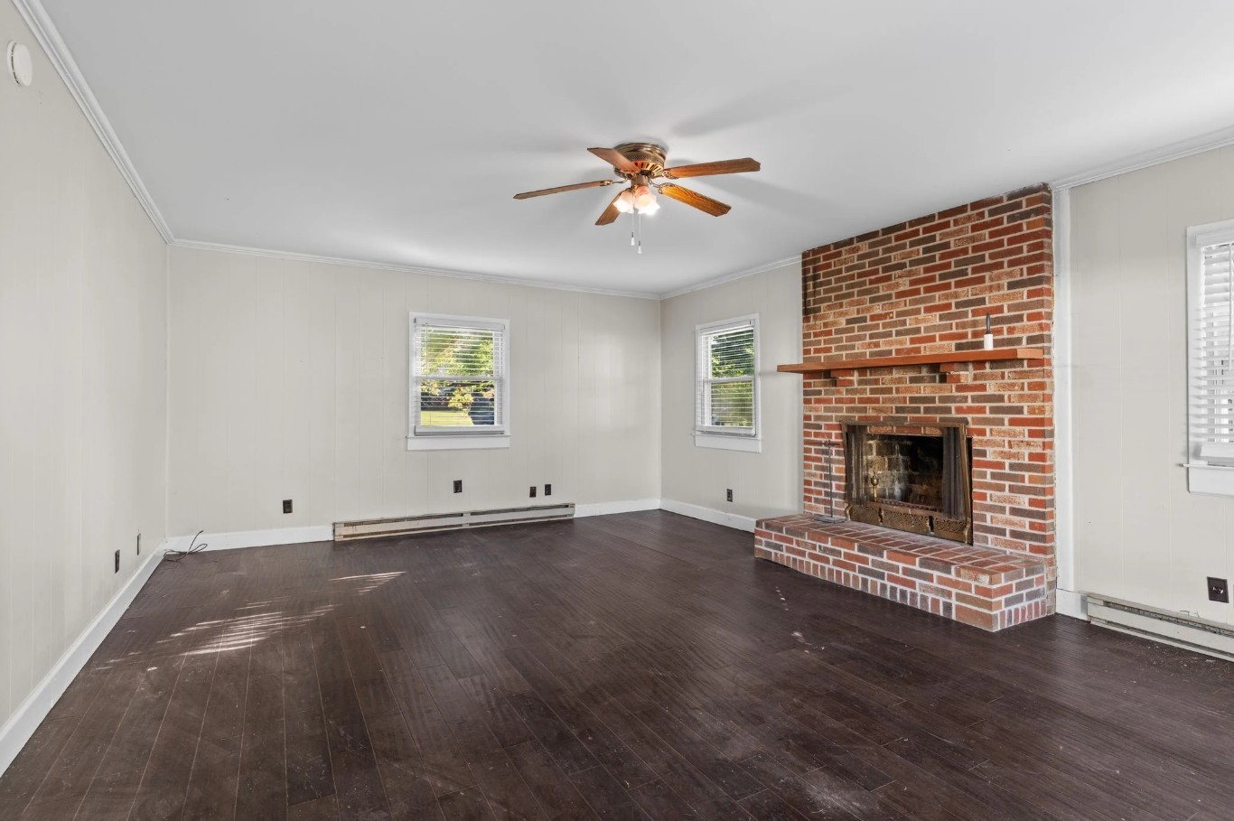 2706 Driftwood Dr
