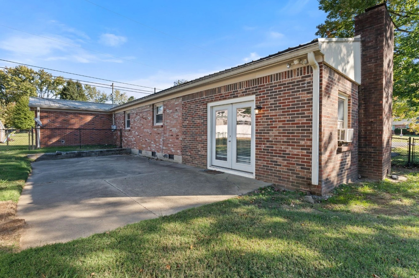 2706 Driftwood Dr