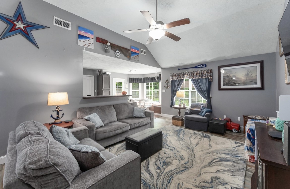 136 Layne Dr